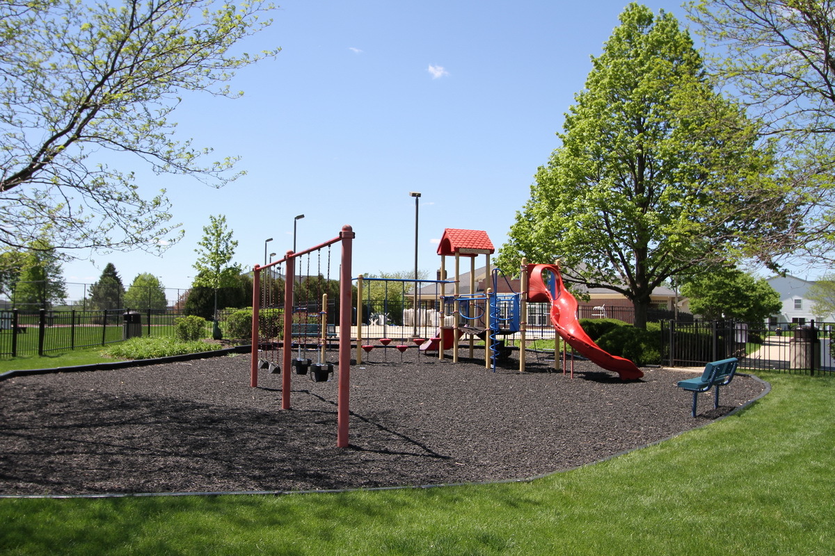 2554 Dickens Drive, Aurora, IL 60503