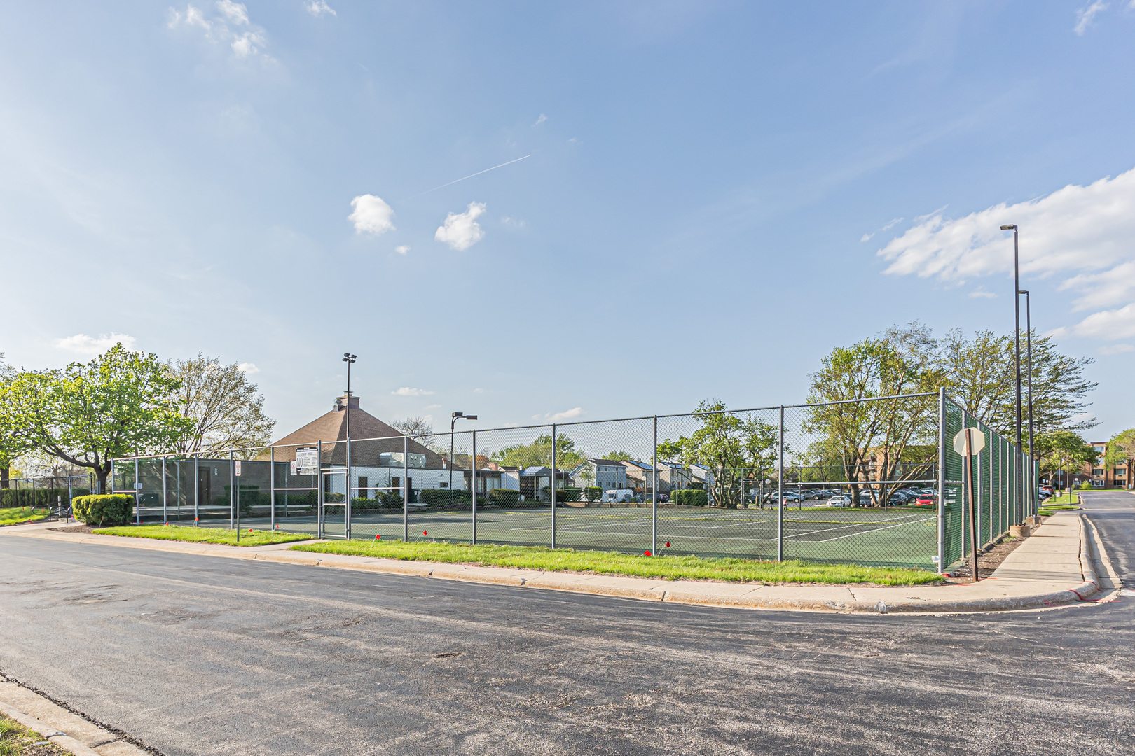 1375 REBECCA Drive #323, Hoffman Estates, IL 60169