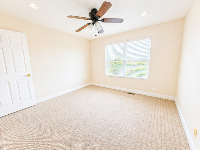 239 Richards Court, Winthrop Harbor, IL 60096