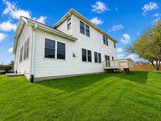 239 Richards Court, Winthrop Harbor, IL 60096