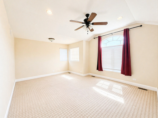 239 Richards Court, Winthrop Harbor, IL 60096