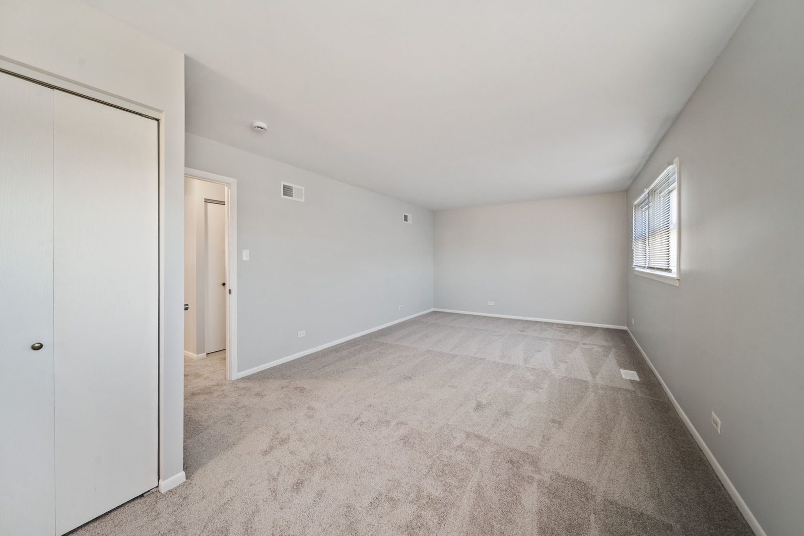 526 King Arthur Way, Bolingbrook, IL 60440