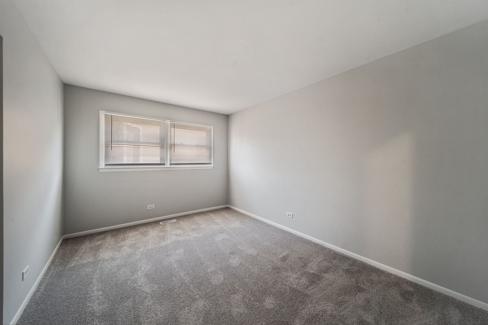 526 King Arthur Way, Bolingbrook, IL 60440