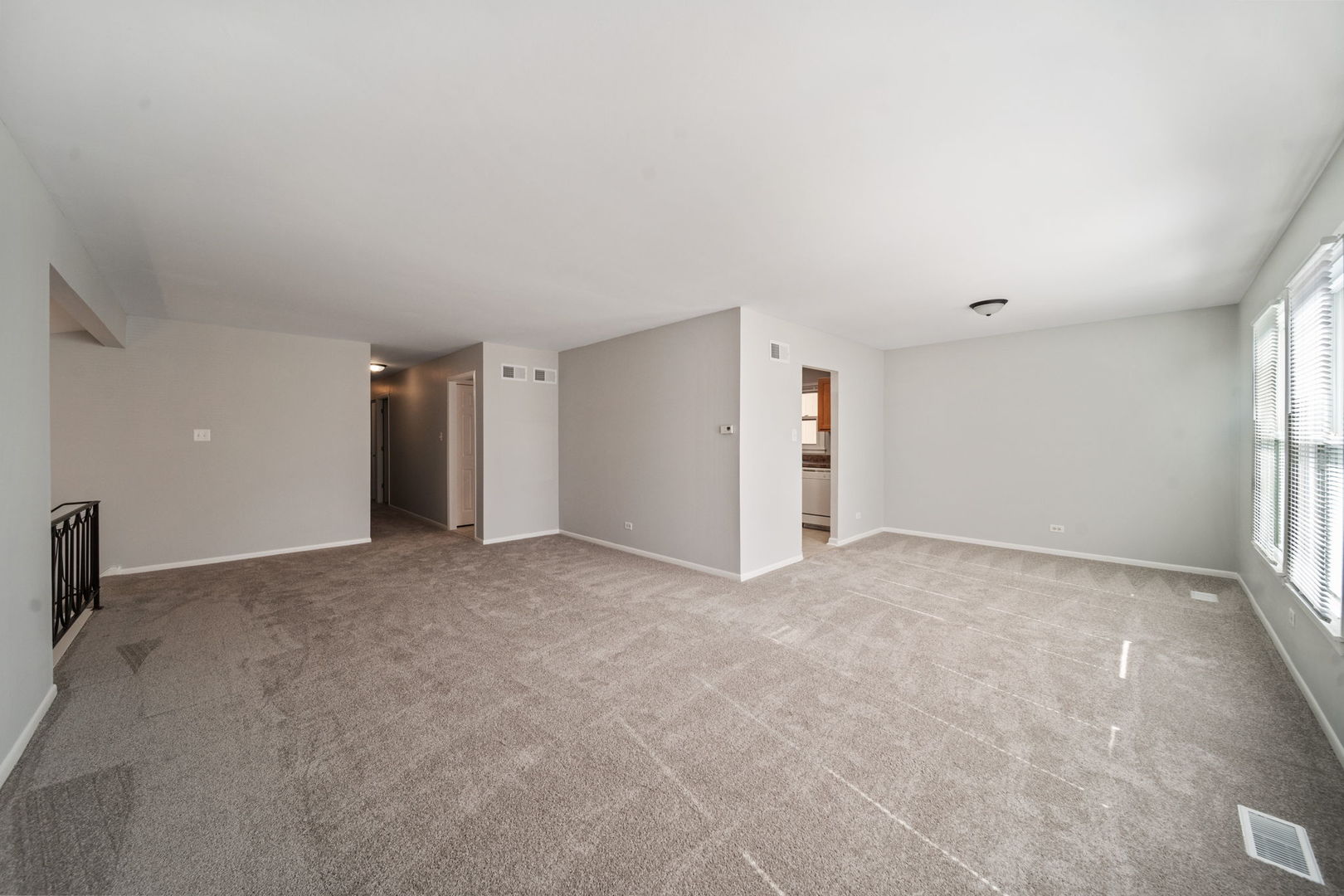 526 King Arthur Way, Bolingbrook, IL 60440