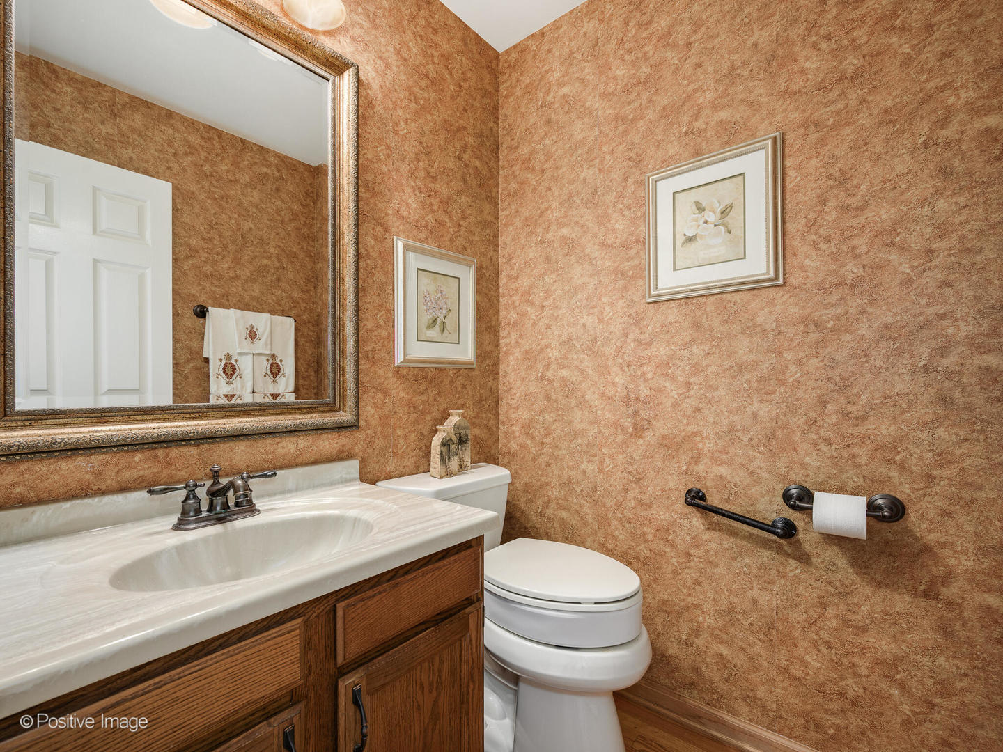 1327 Shagbark Lane, Wheaton, IL 60187