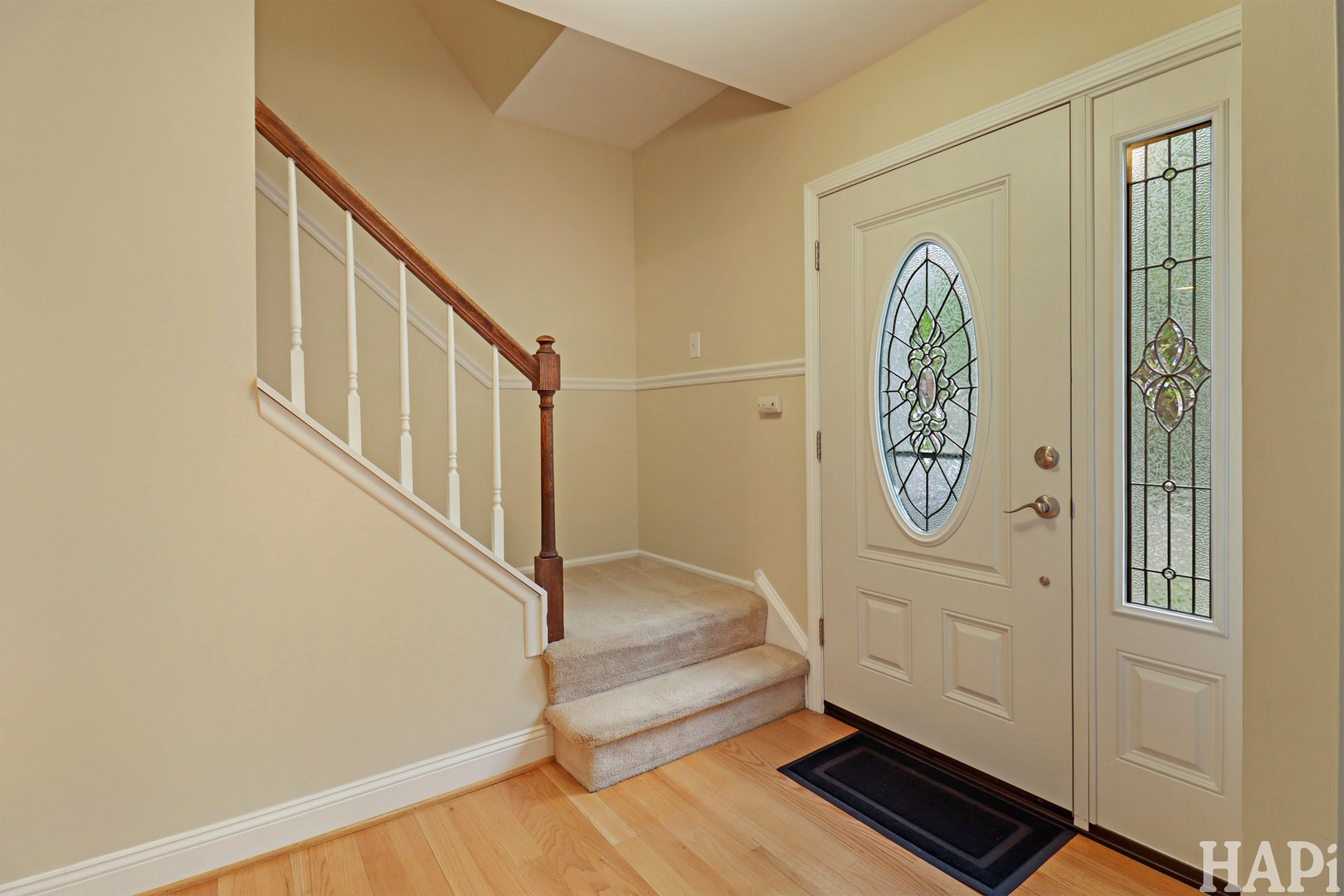 301 Albany Lane, Vernon Hills, IL 60061