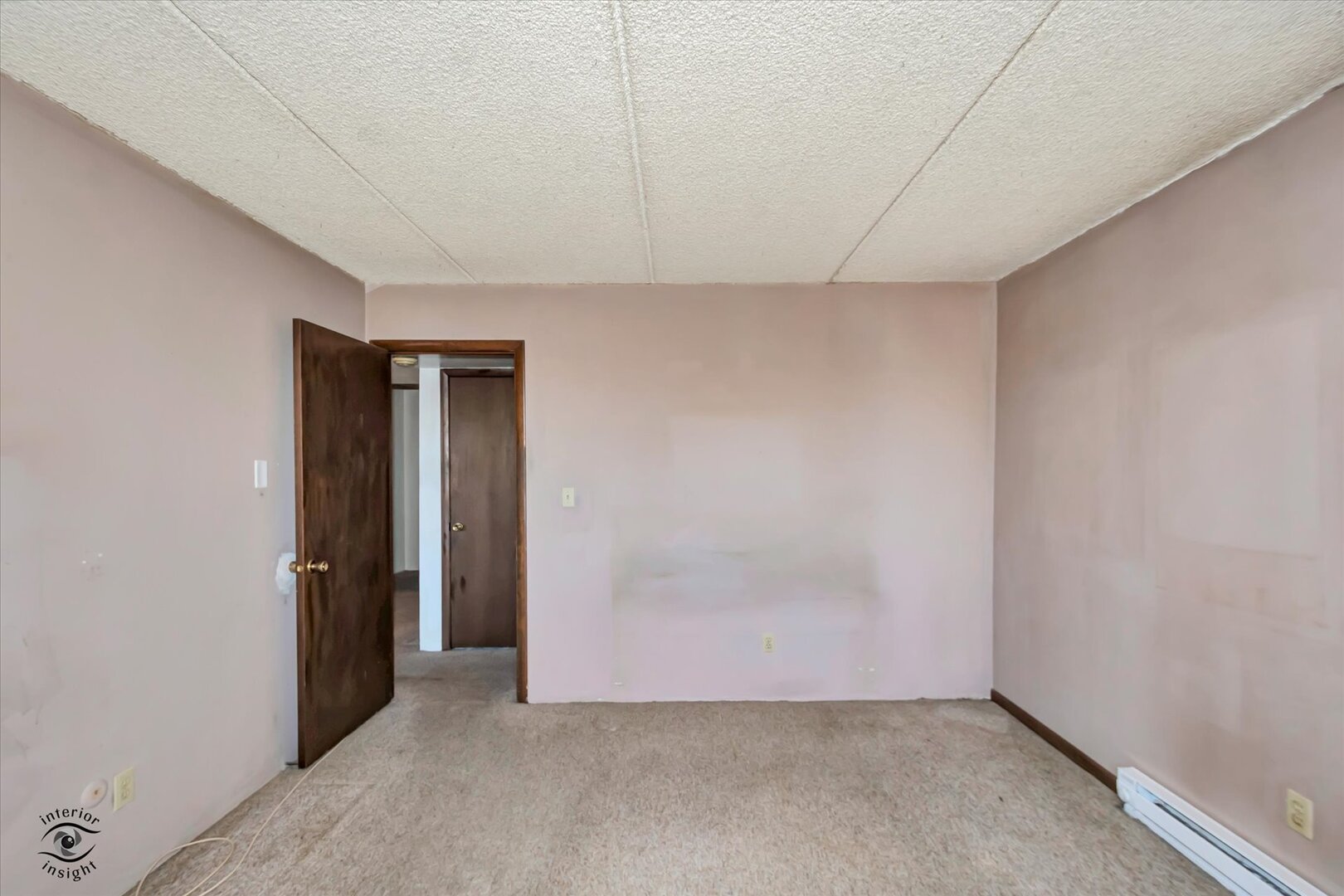 1050 N Farnsworth Avenue #301, Aurora, IL 60505
