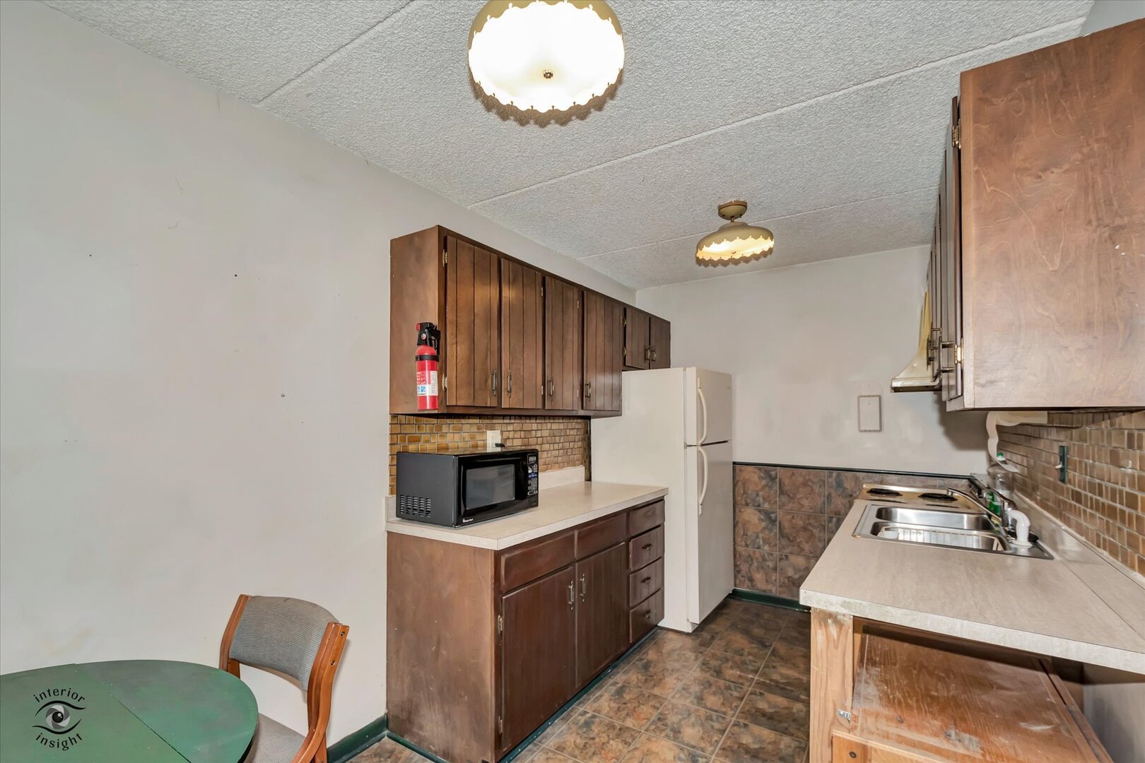 1050 N Farnsworth Avenue #301, Aurora, IL 60505