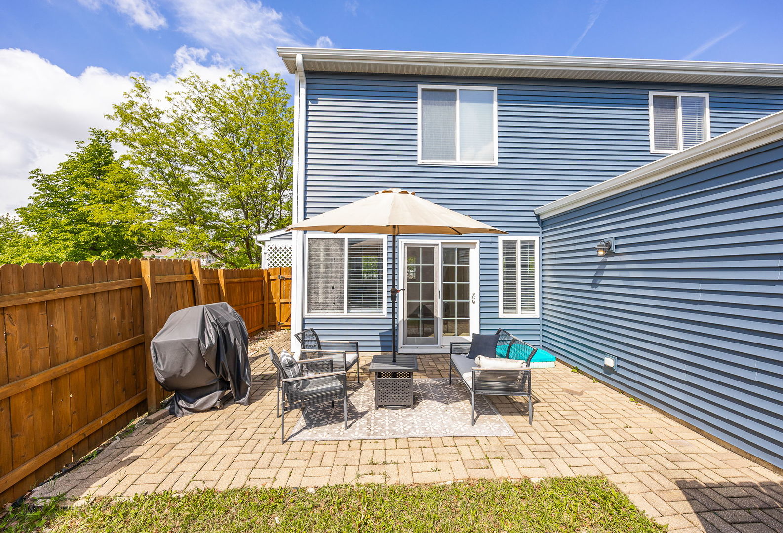 1022 Symphony Drive, Aurora, IL 60504