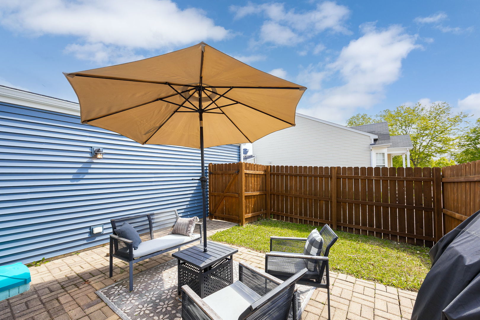 1022 Symphony Drive, Aurora, IL 60504
