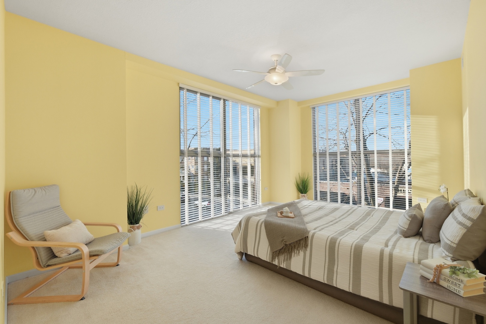 1228 EMERSON Street #304, Evanston, IL 60201
