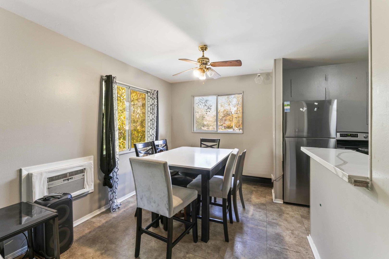 2504 Algonquin Road #17, Rolling Meadows, IL 60008