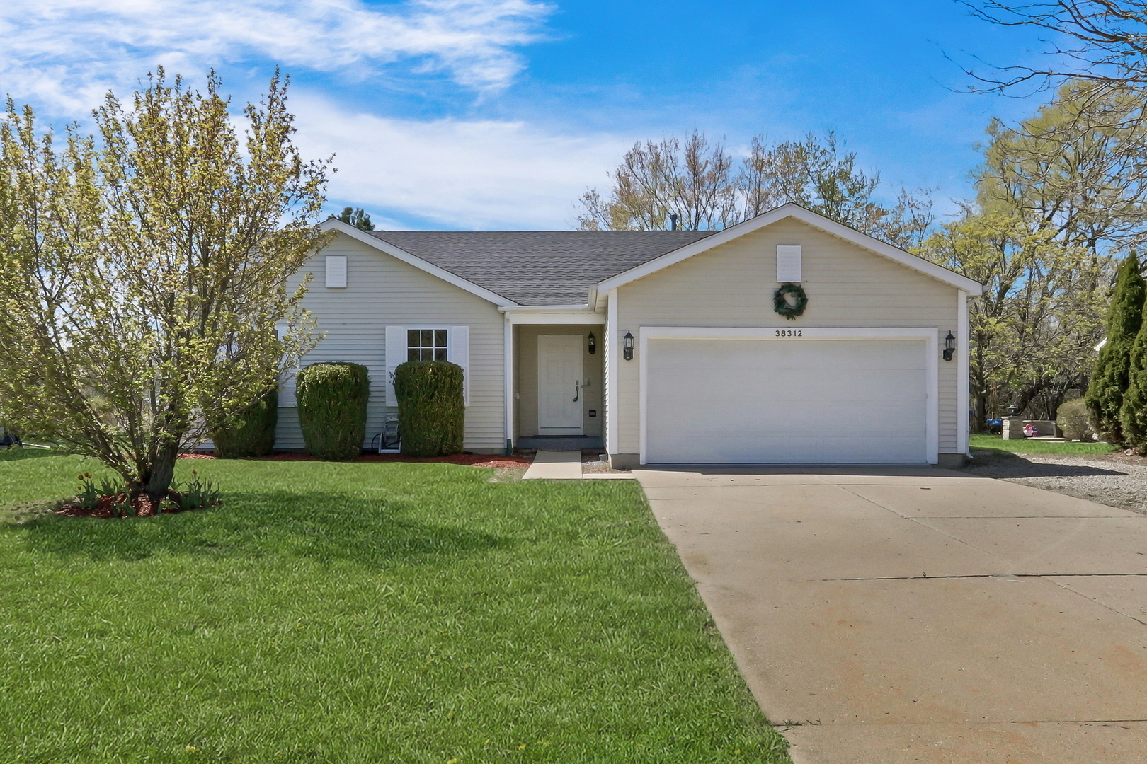 38312 Imperial Lane, Beach Park, IL 60087