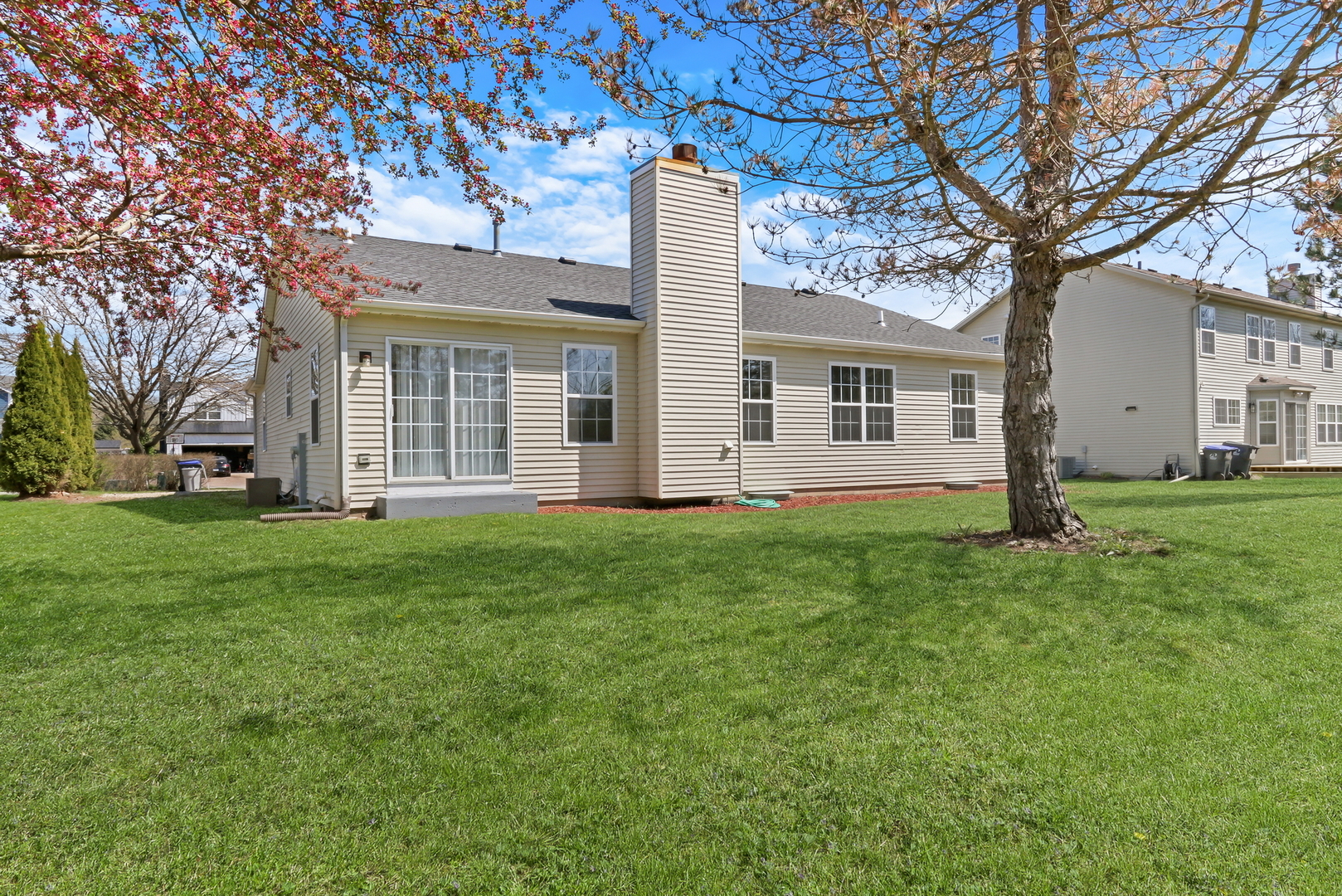 38312 Imperial Lane, Beach Park, IL 60087