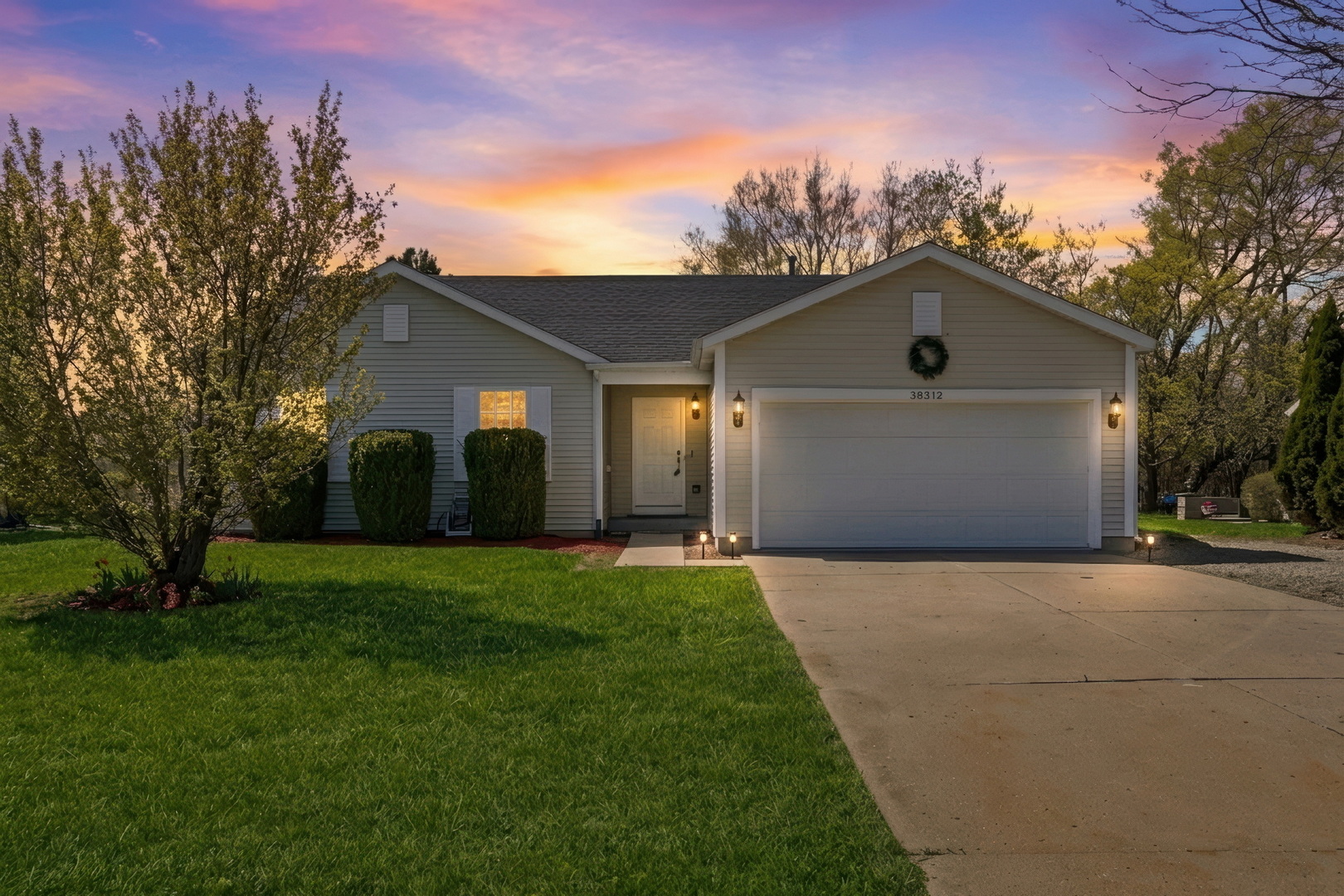 38312 Imperial Lane, Beach Park, IL 60087