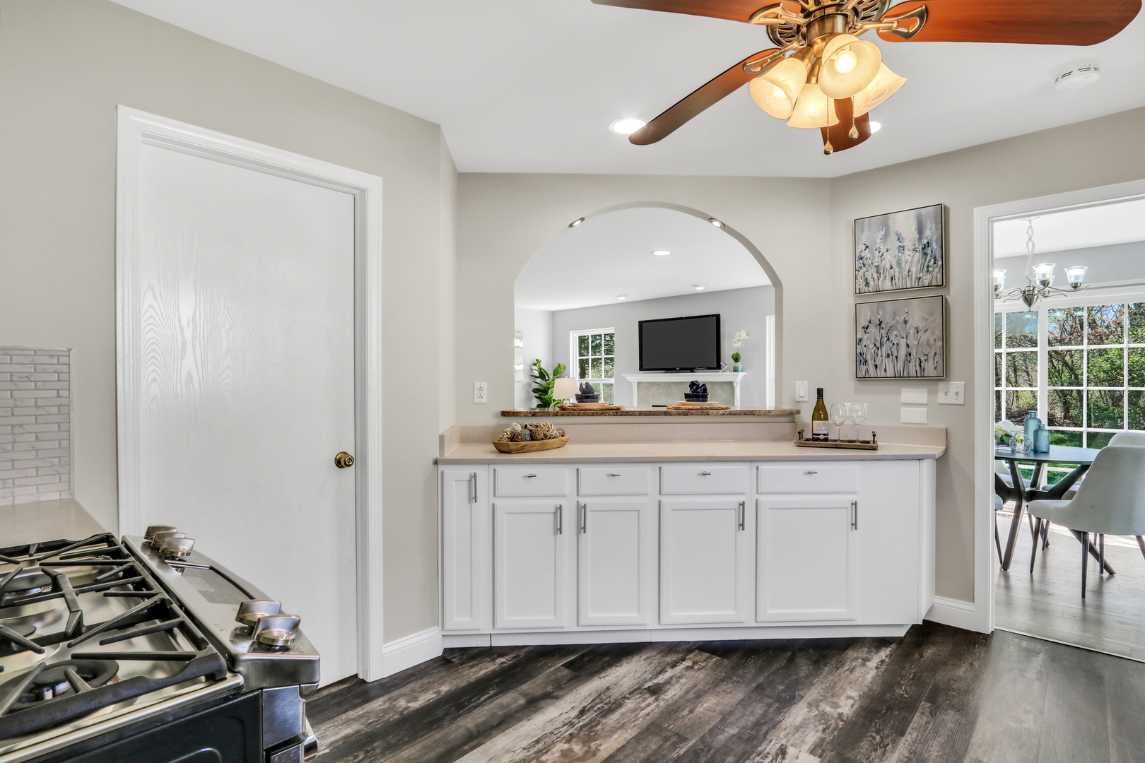 38312 Imperial Lane, Beach Park, IL 60087