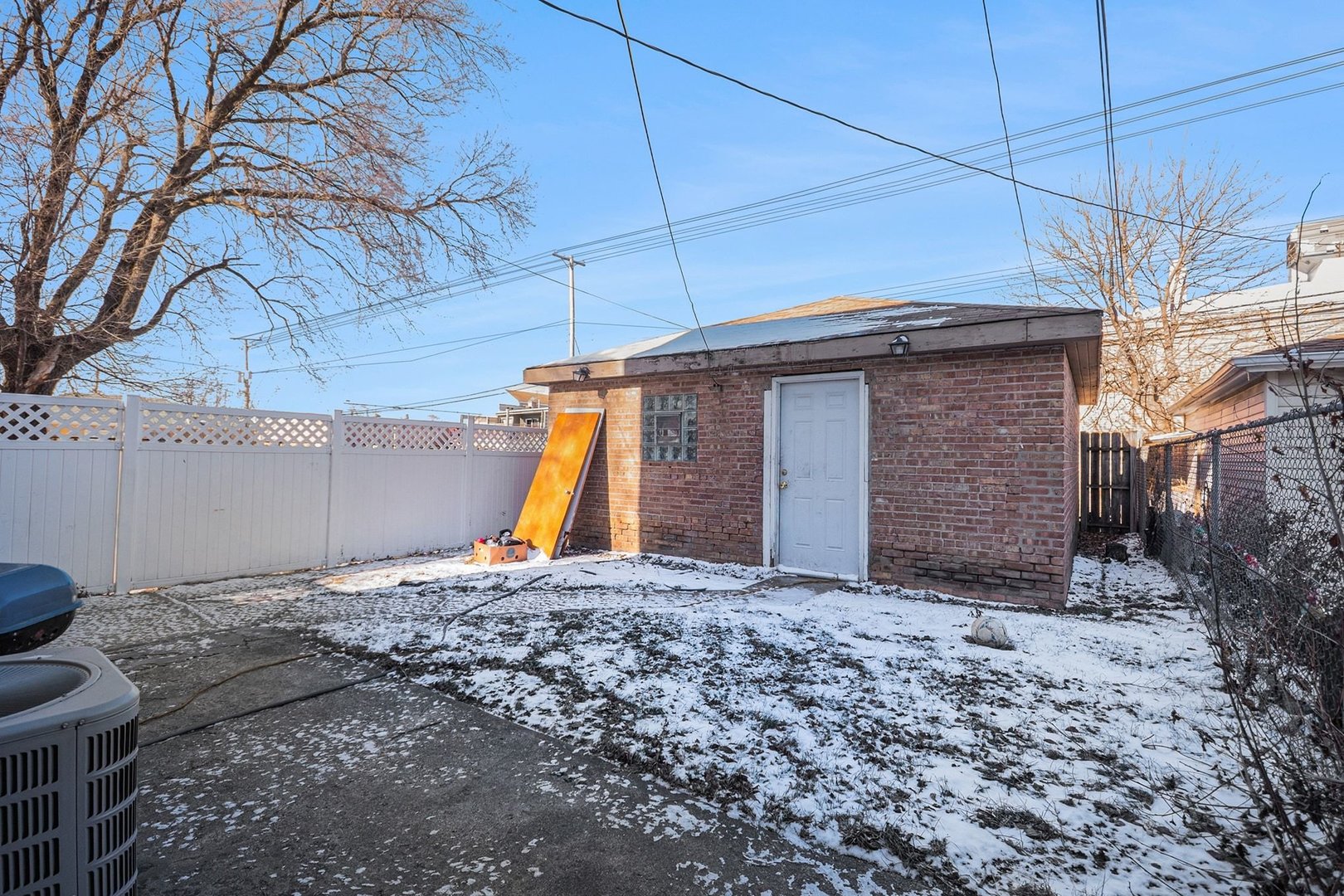 7524 W 63rd Place, Summit, IL 60501