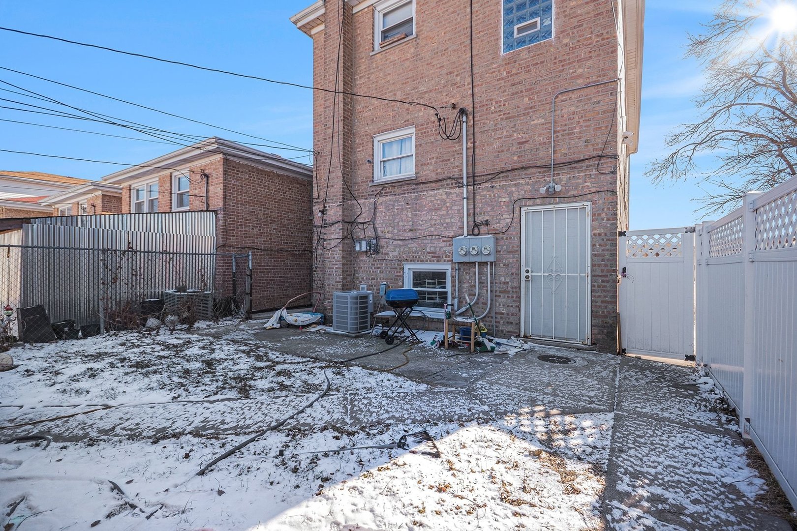 7524 W 63rd Place, Summit, IL 60501