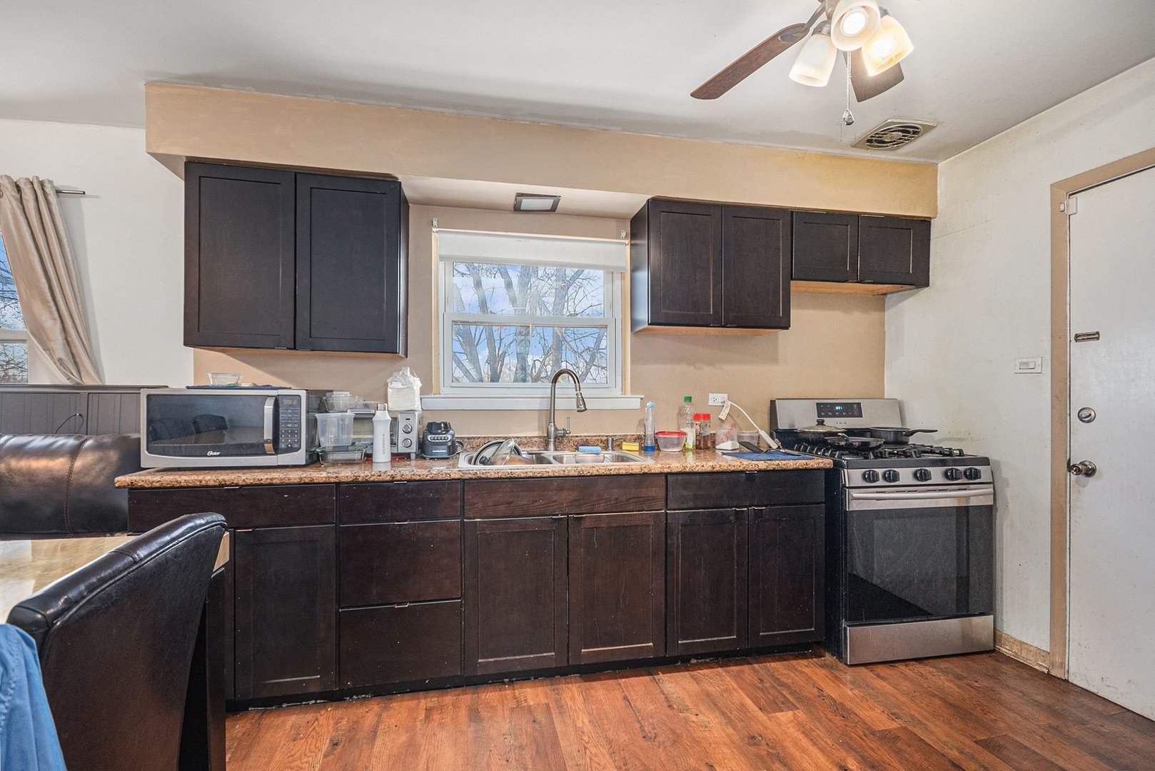 7524 W 63rd Place, Summit, IL 60501