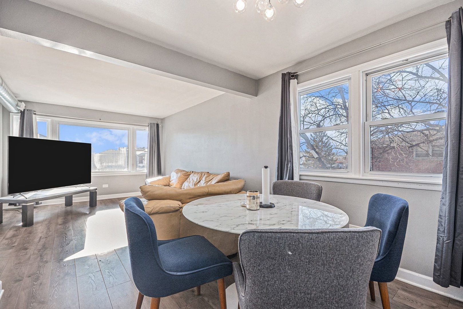 7524 W 63rd Place, Summit, IL 60501