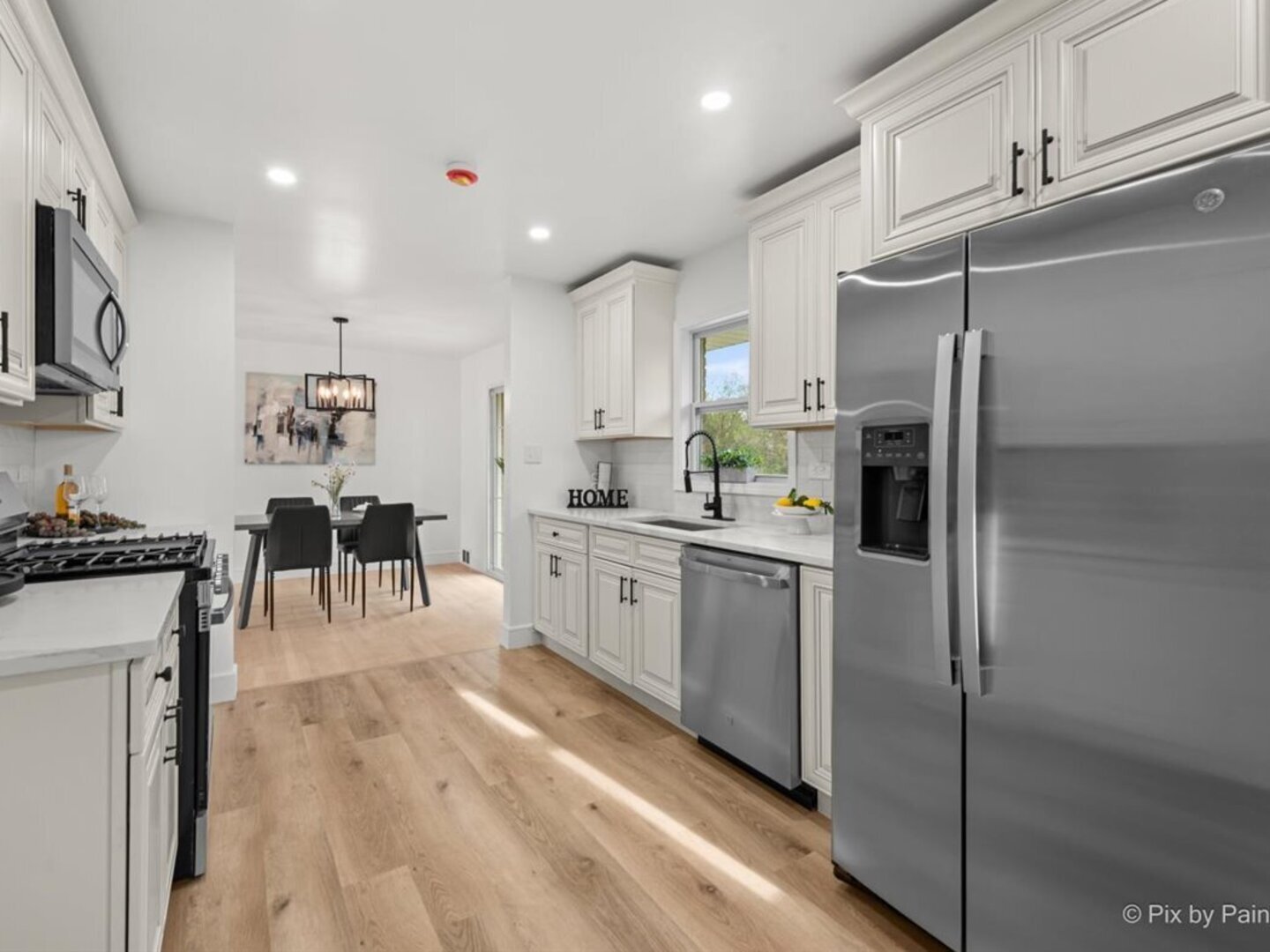 2015 Maplewood Road, Northbrook, IL 60062