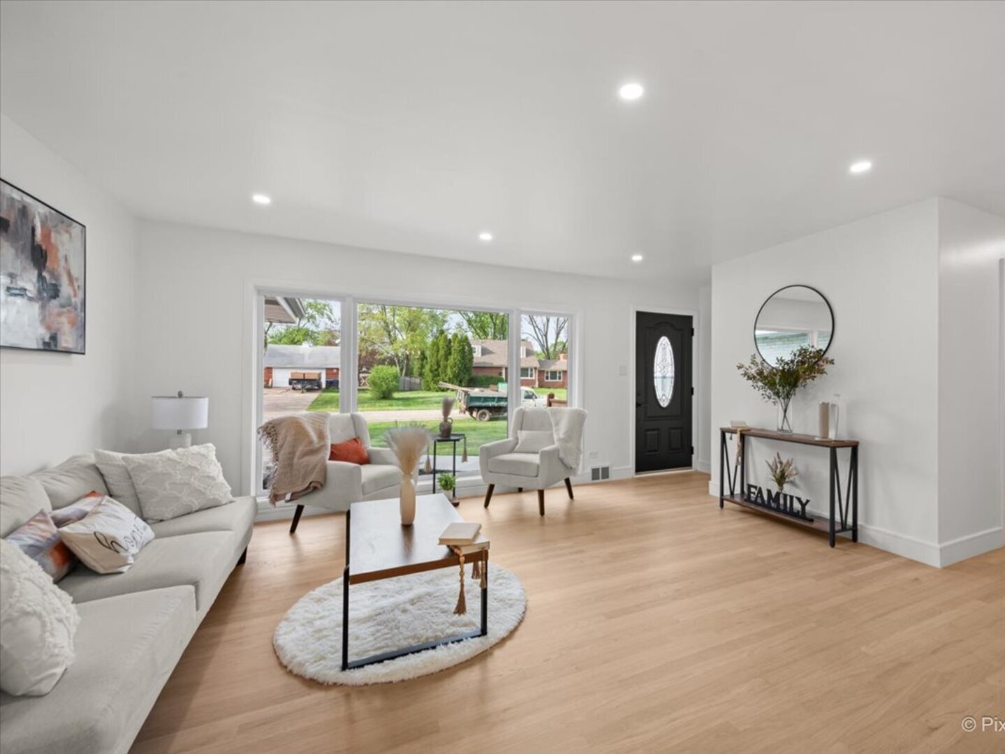 2015 Maplewood Road, Northbrook, IL 60062