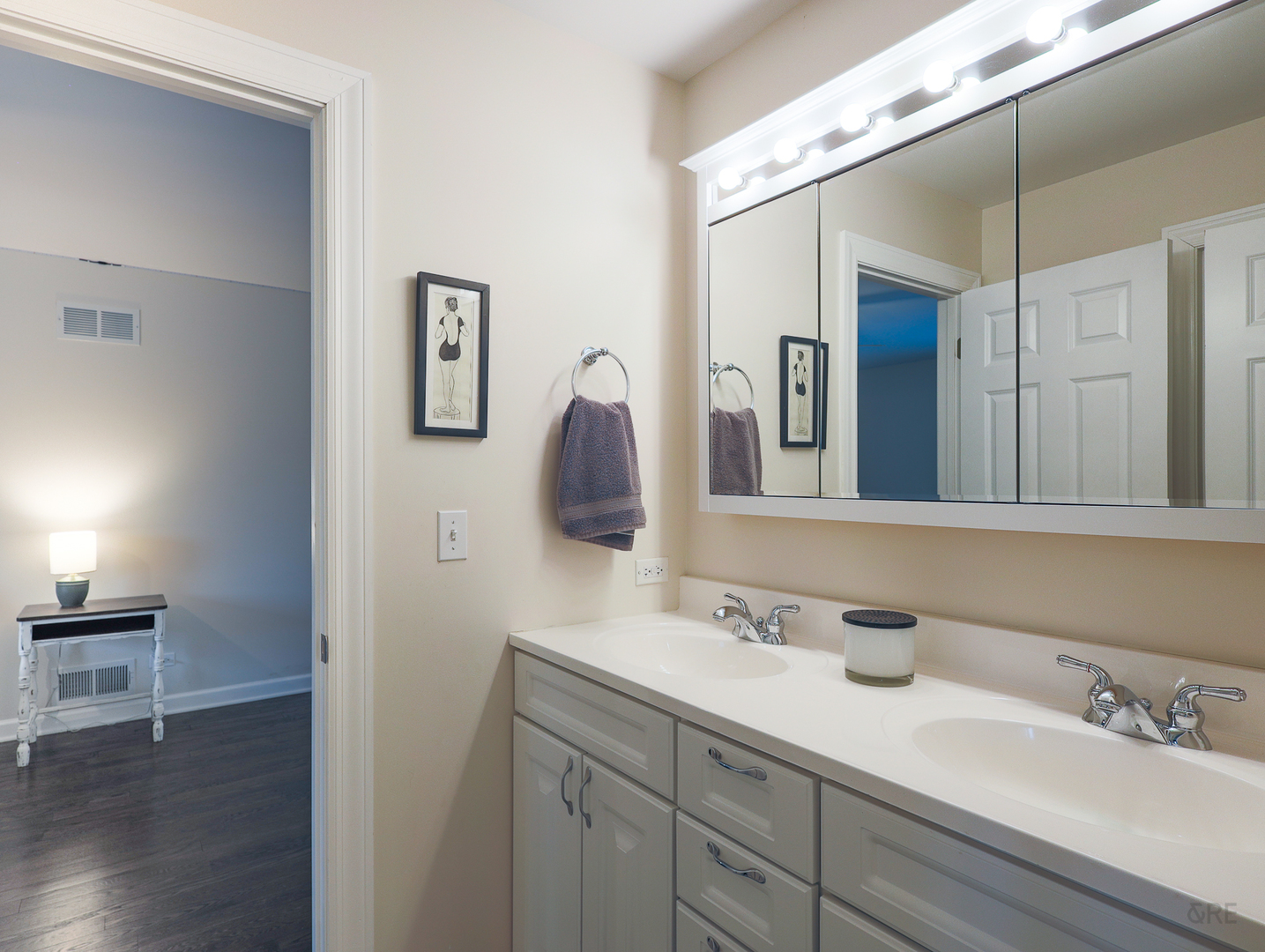 4308 Birch Drive, Gurnee, IL 60031