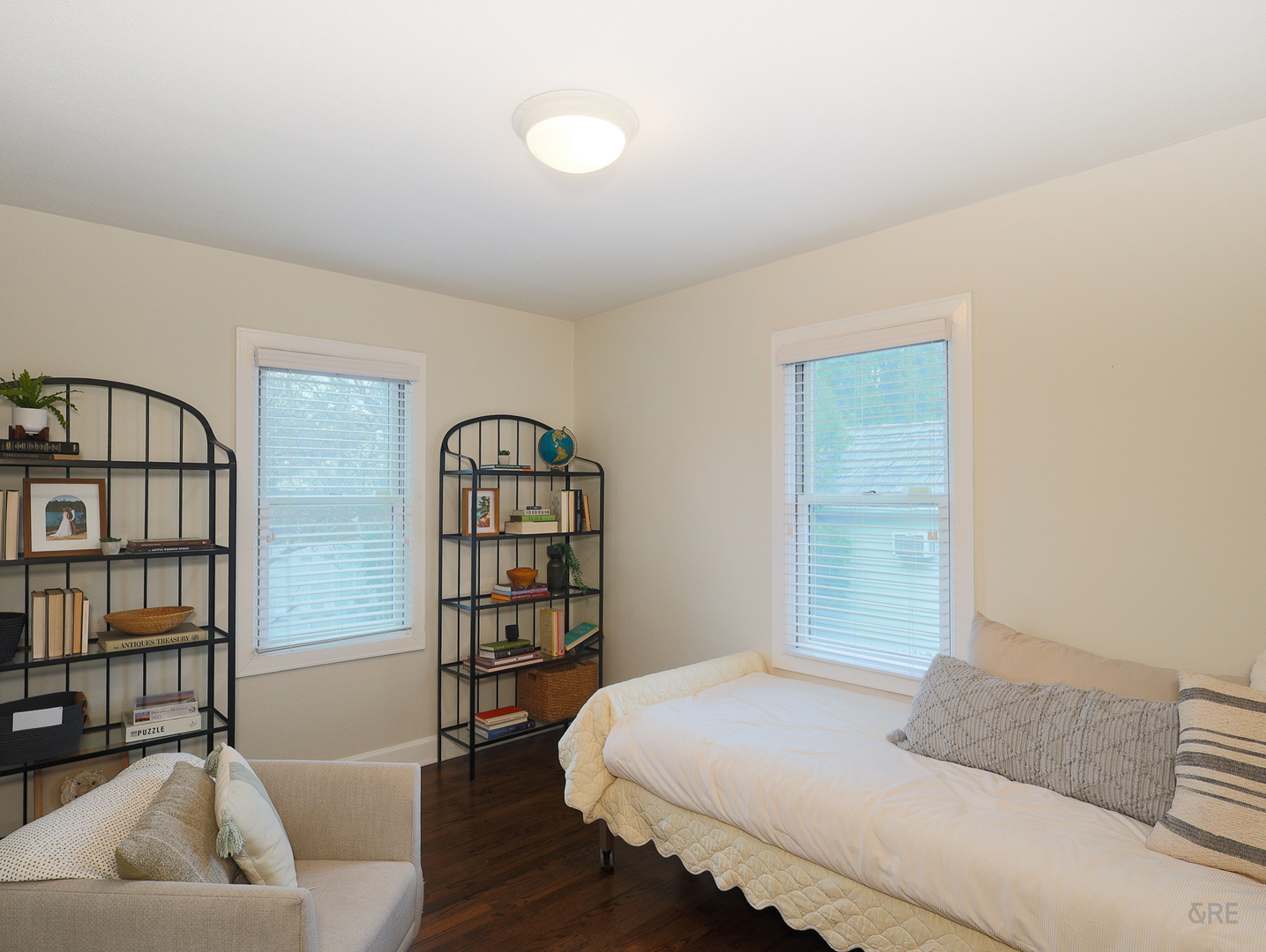 4308 Birch Drive, Gurnee, IL 60031