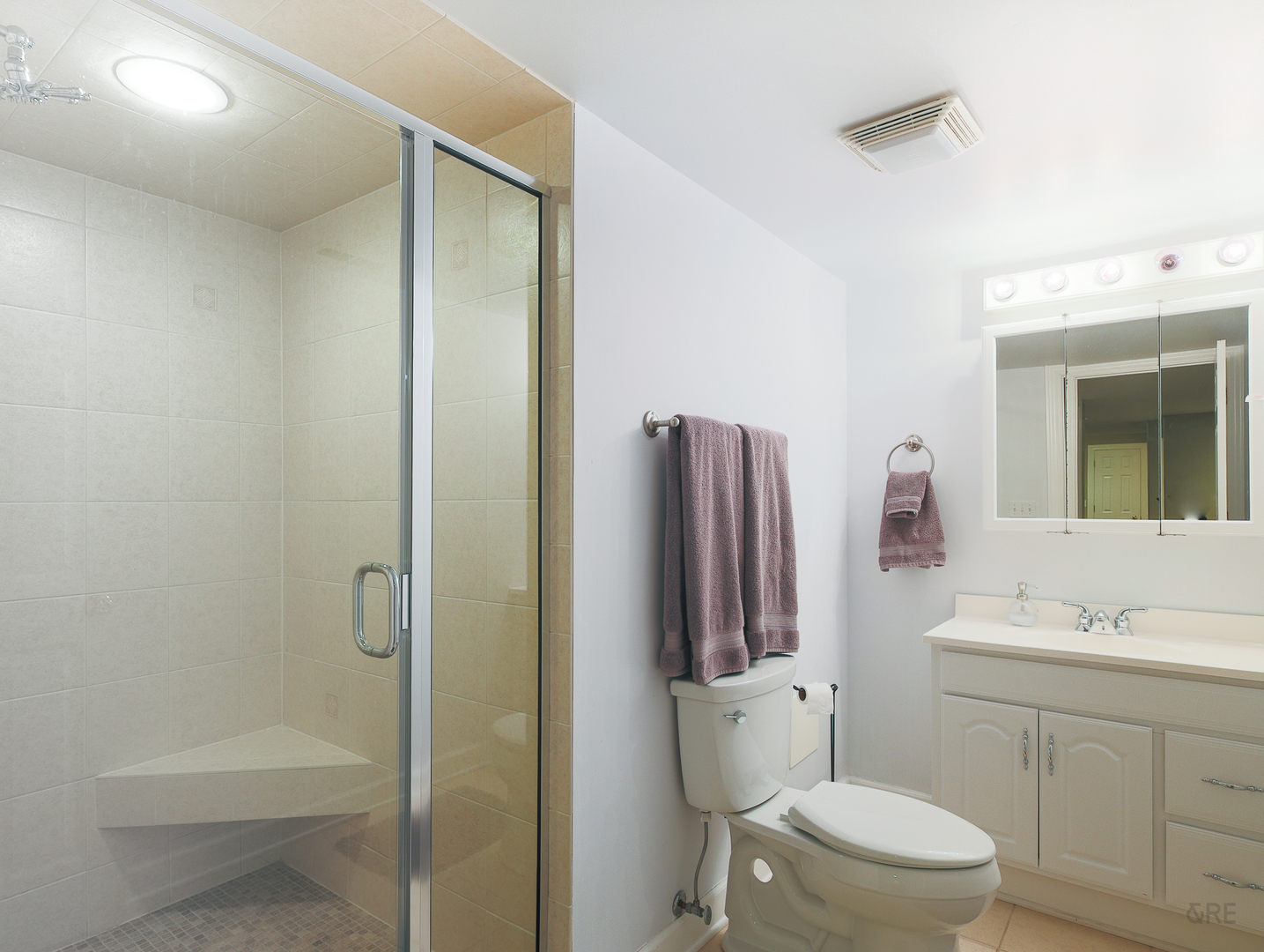 4308 Birch Drive, Gurnee, IL 60031