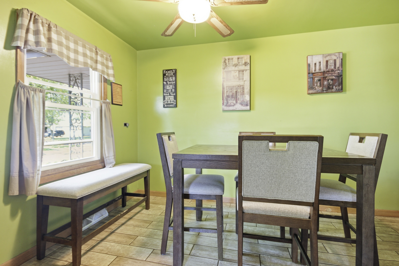 18655 Sherman Street, Lansing, IL 60438