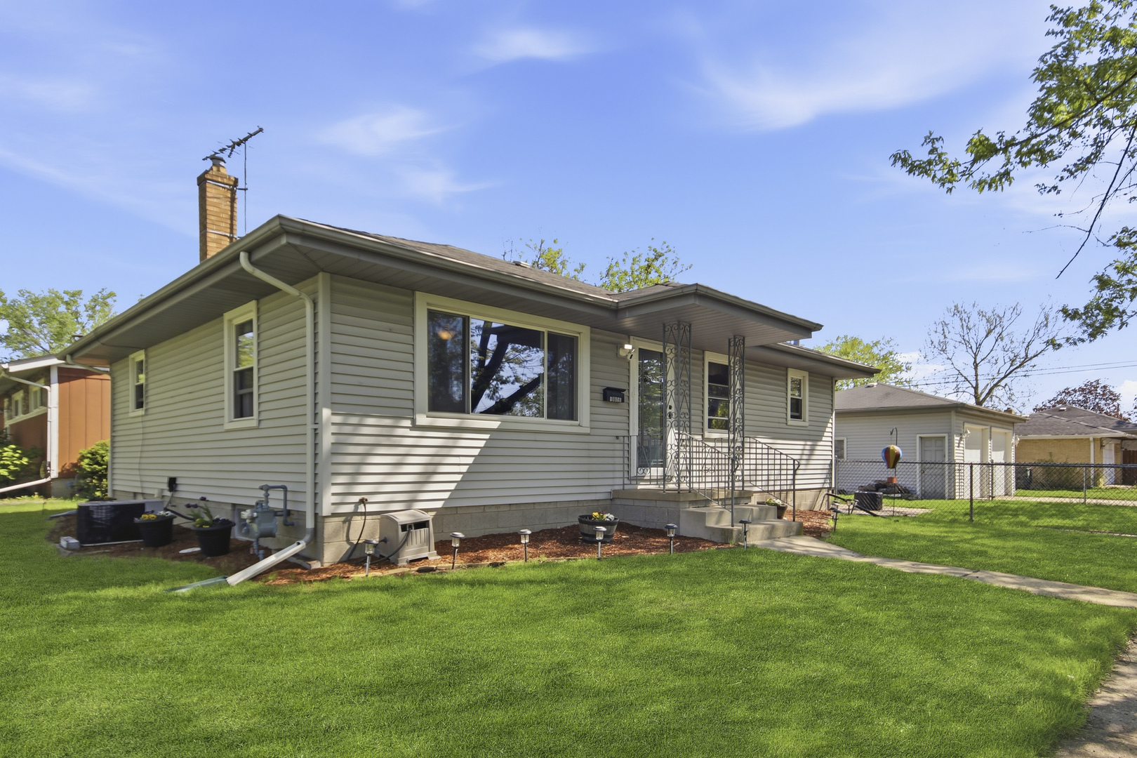 18655 Sherman Street, Lansing, IL 60438