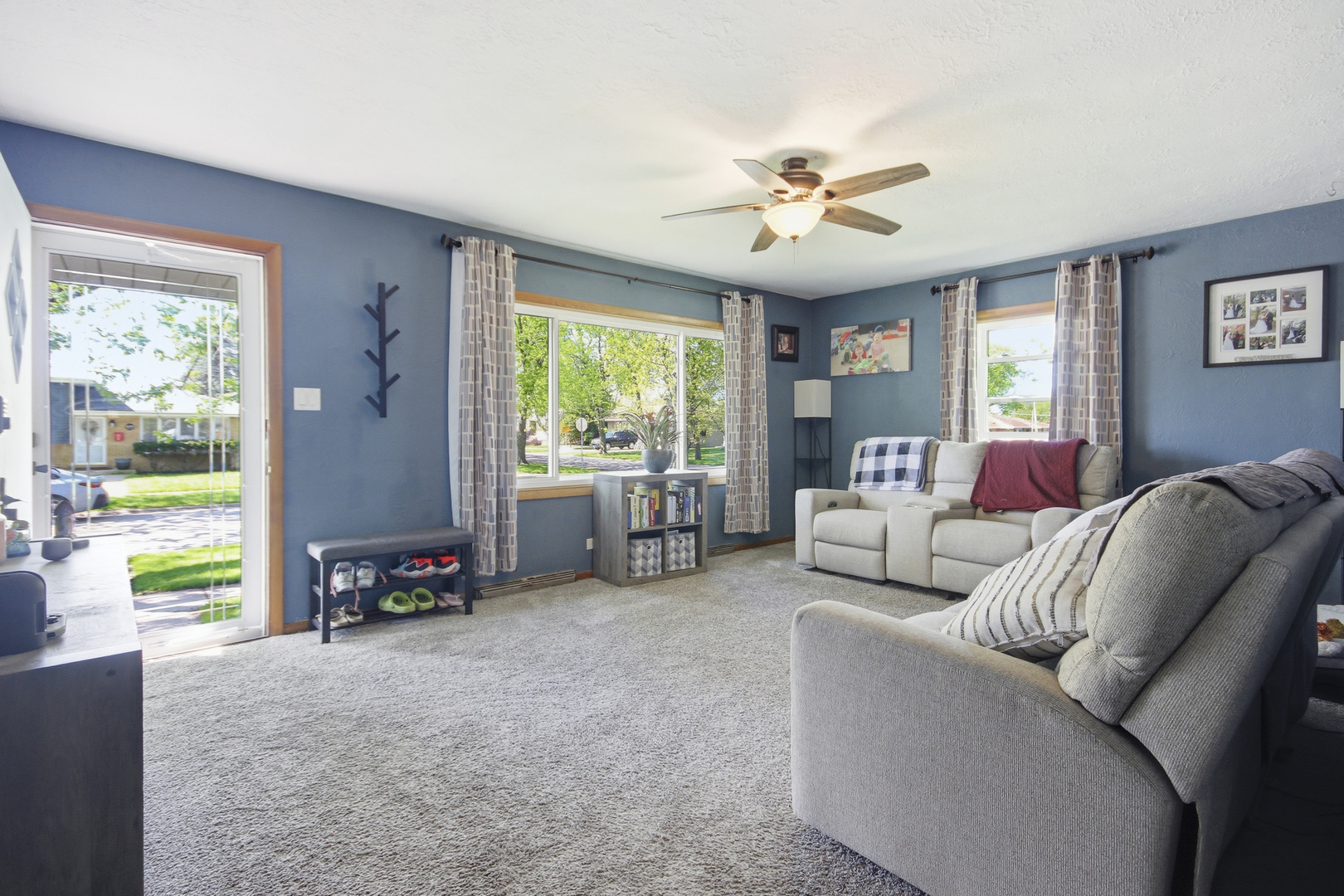 18655 Sherman Street, Lansing, IL 60438