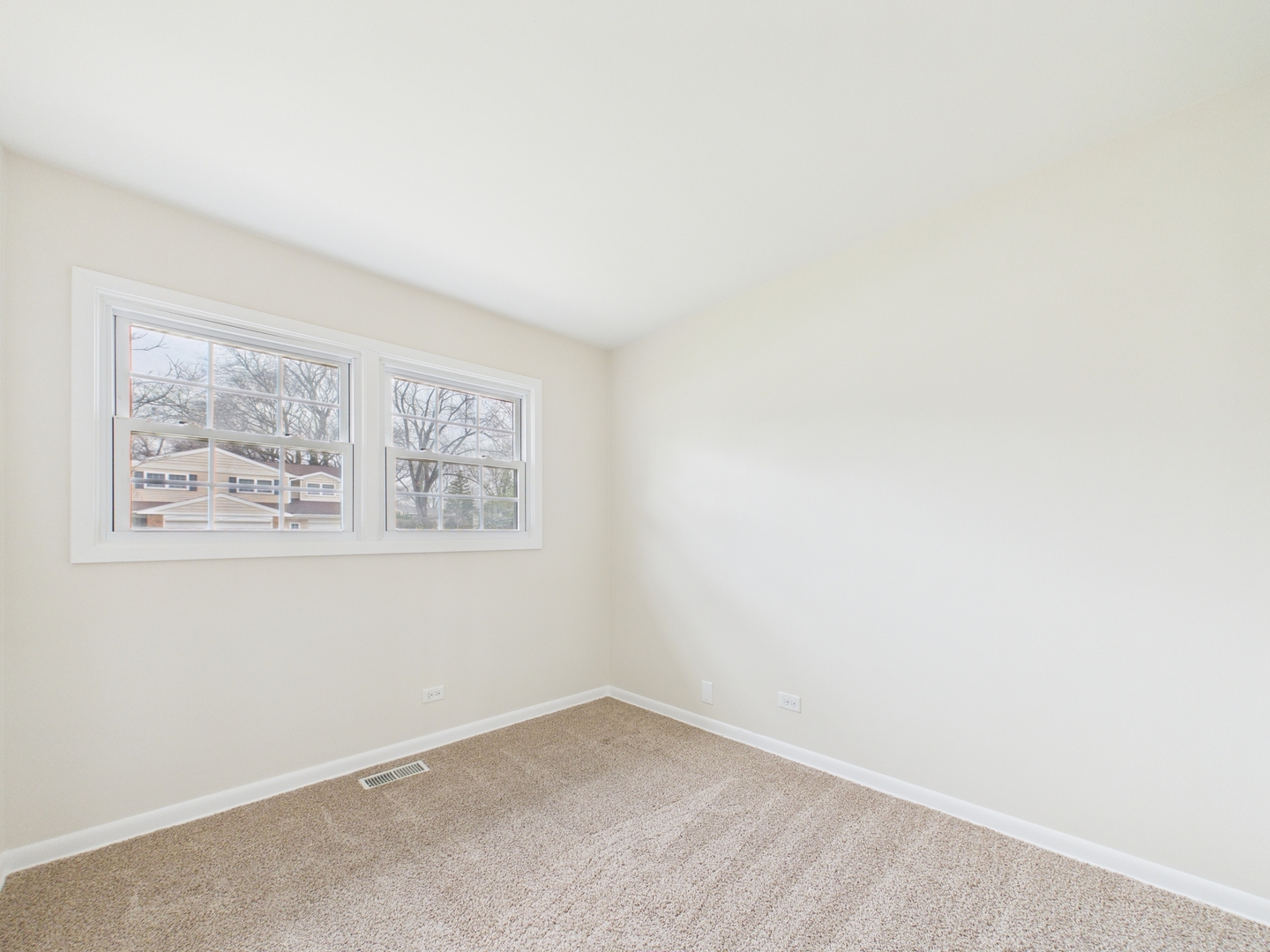 1415 S Evergreen Avenue, Arlington Heights, IL 60005