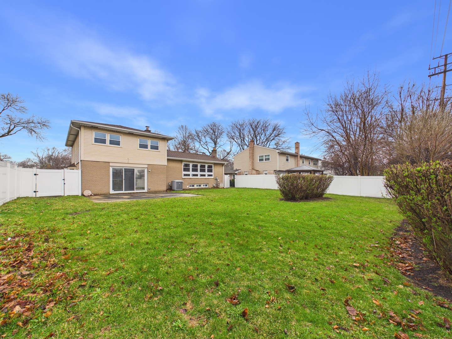 1415 S Evergreen Avenue, Arlington Heights, IL 60005