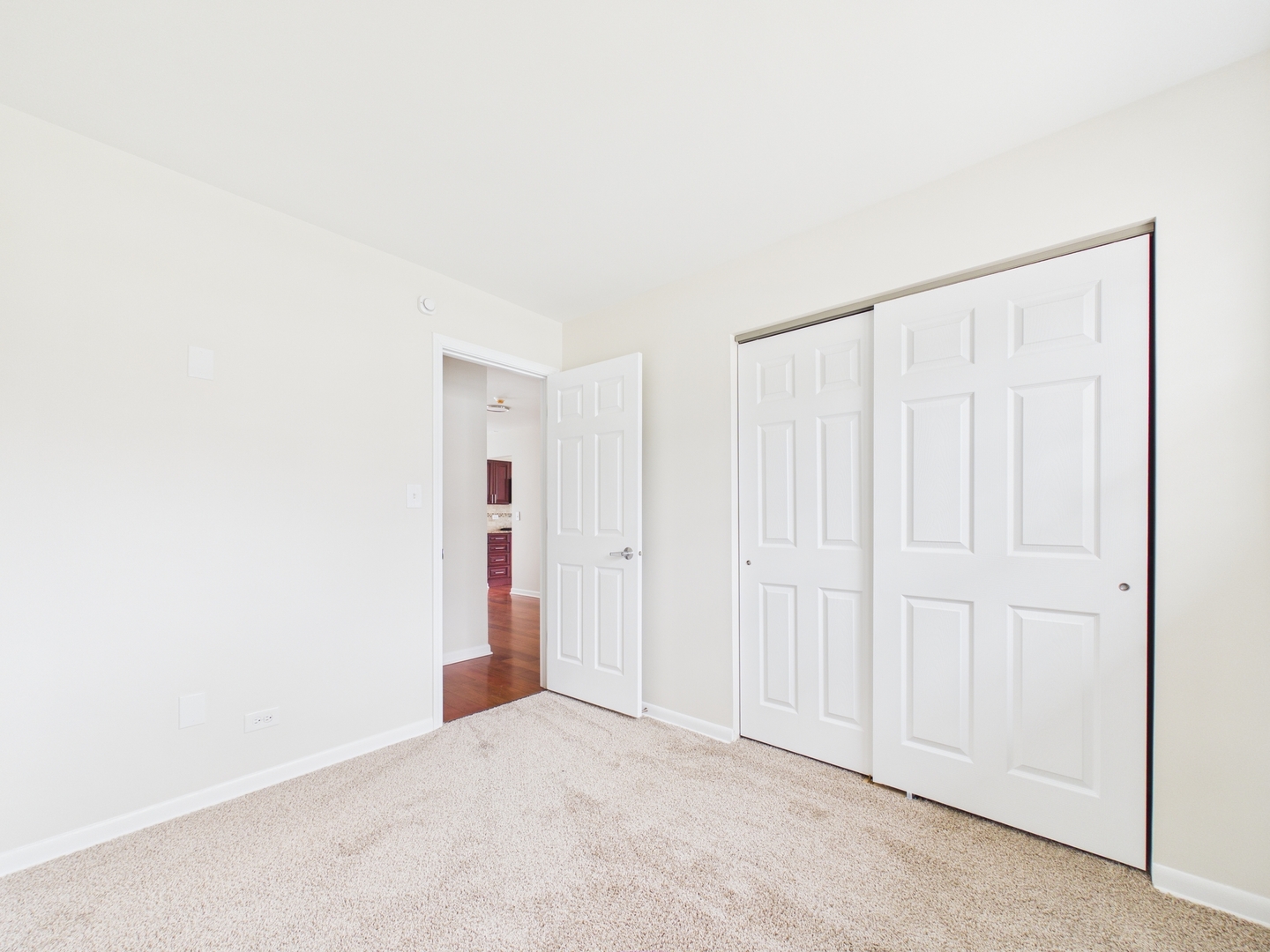 1415 S Evergreen Avenue, Arlington Heights, IL 60005