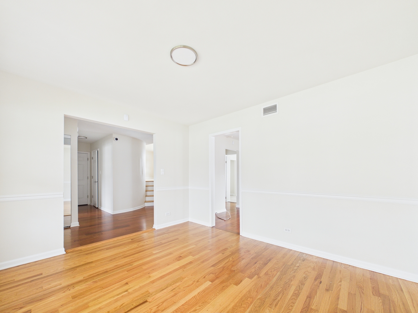 1415 S Evergreen Avenue, Arlington Heights, IL 60005