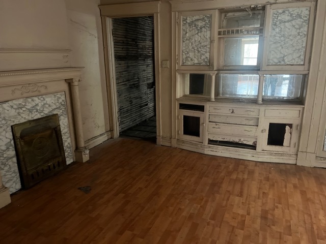 5618 S Indiana Avenue, Chicago, IL 60637