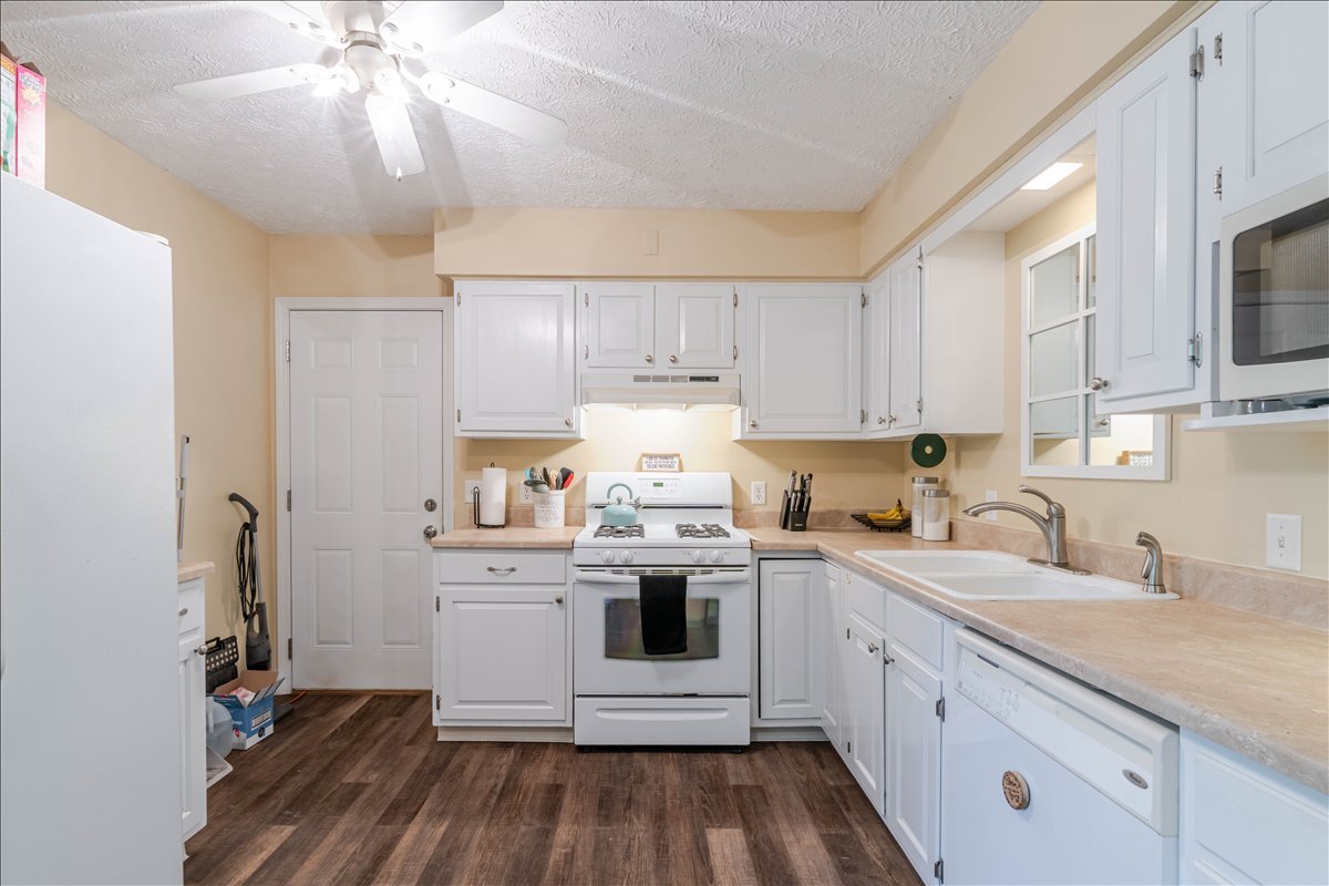 312 E Adams Street, Towanda, IL 61776