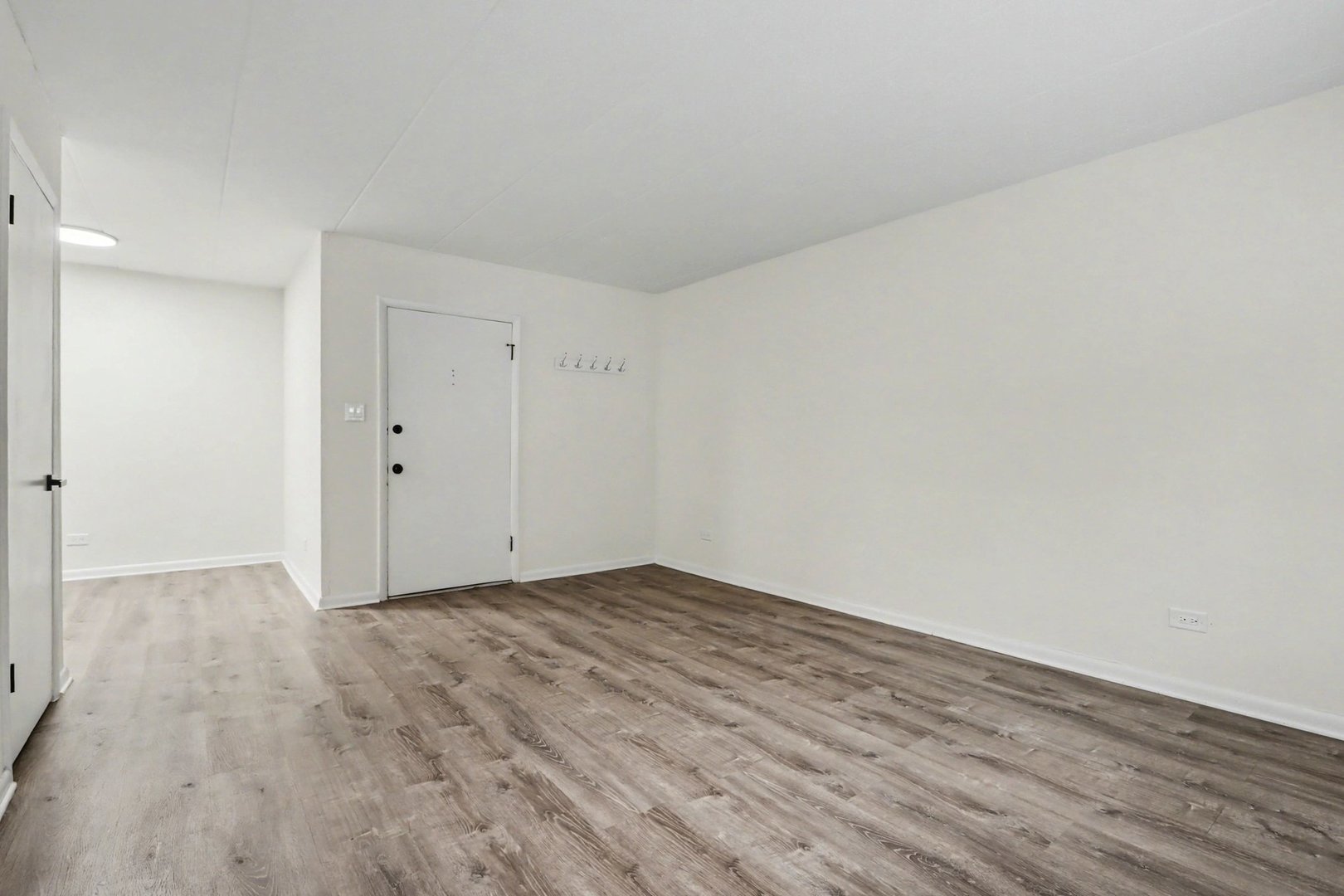 135 S Kenilworth Avenue #6, Oak Park, IL 60302