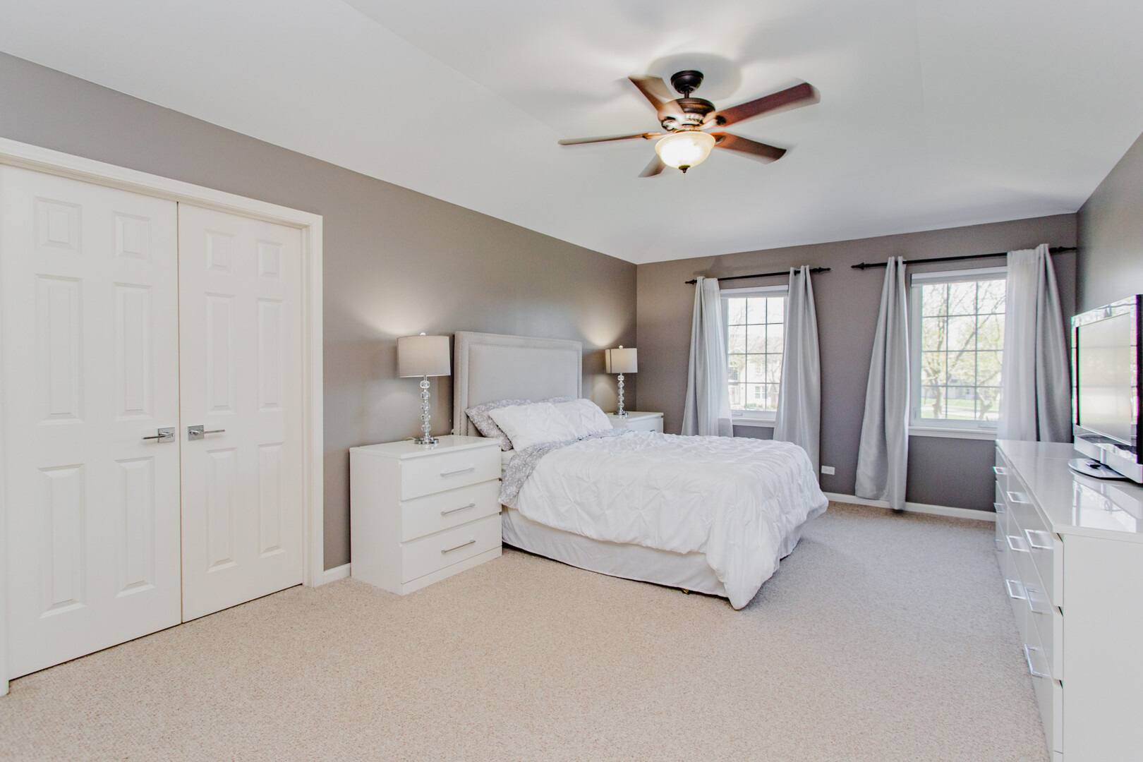3 BLACKWOLF Court, Algonquin, IL 60102