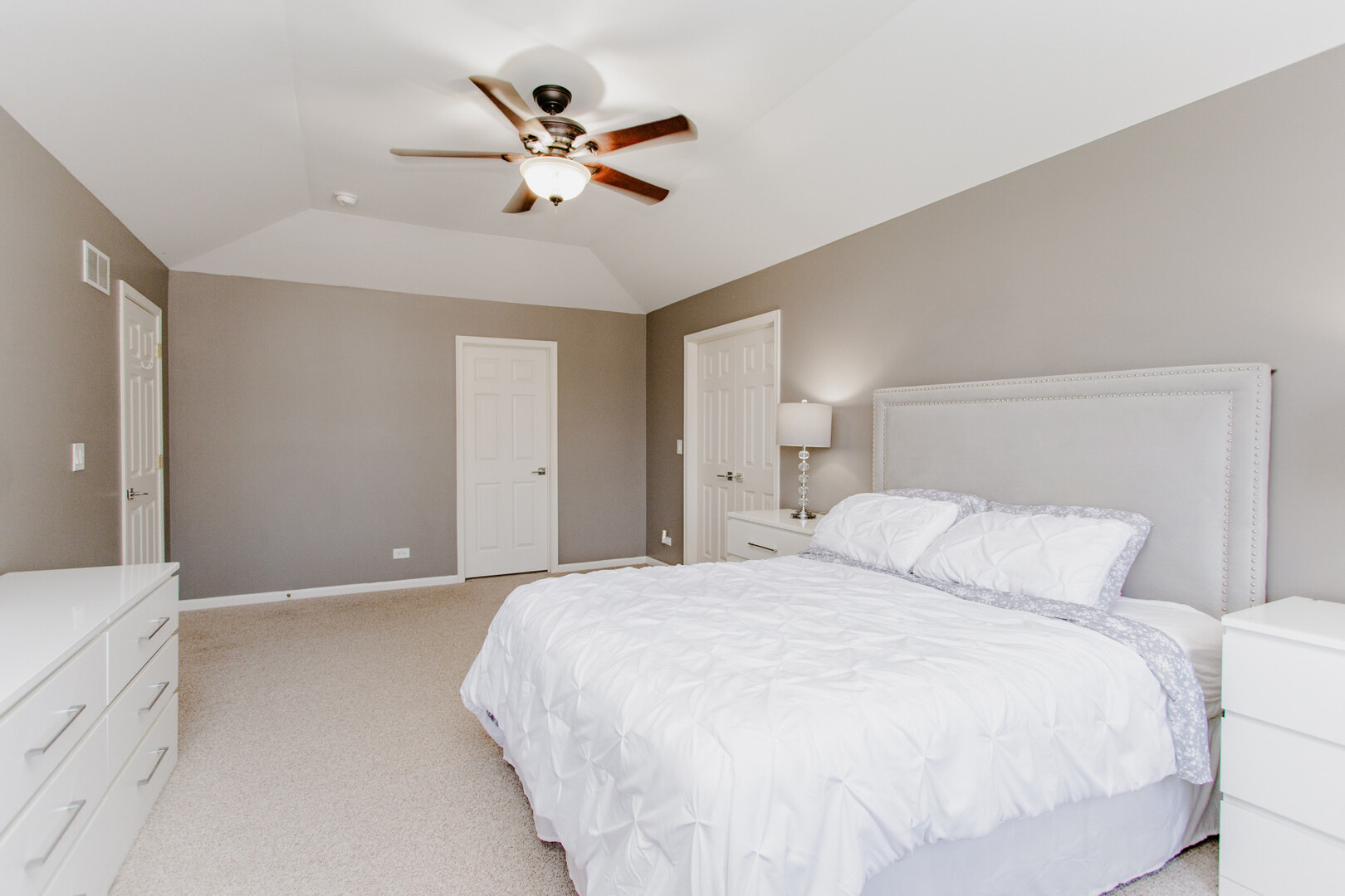 3 BLACKWOLF Court, Algonquin, IL 60102