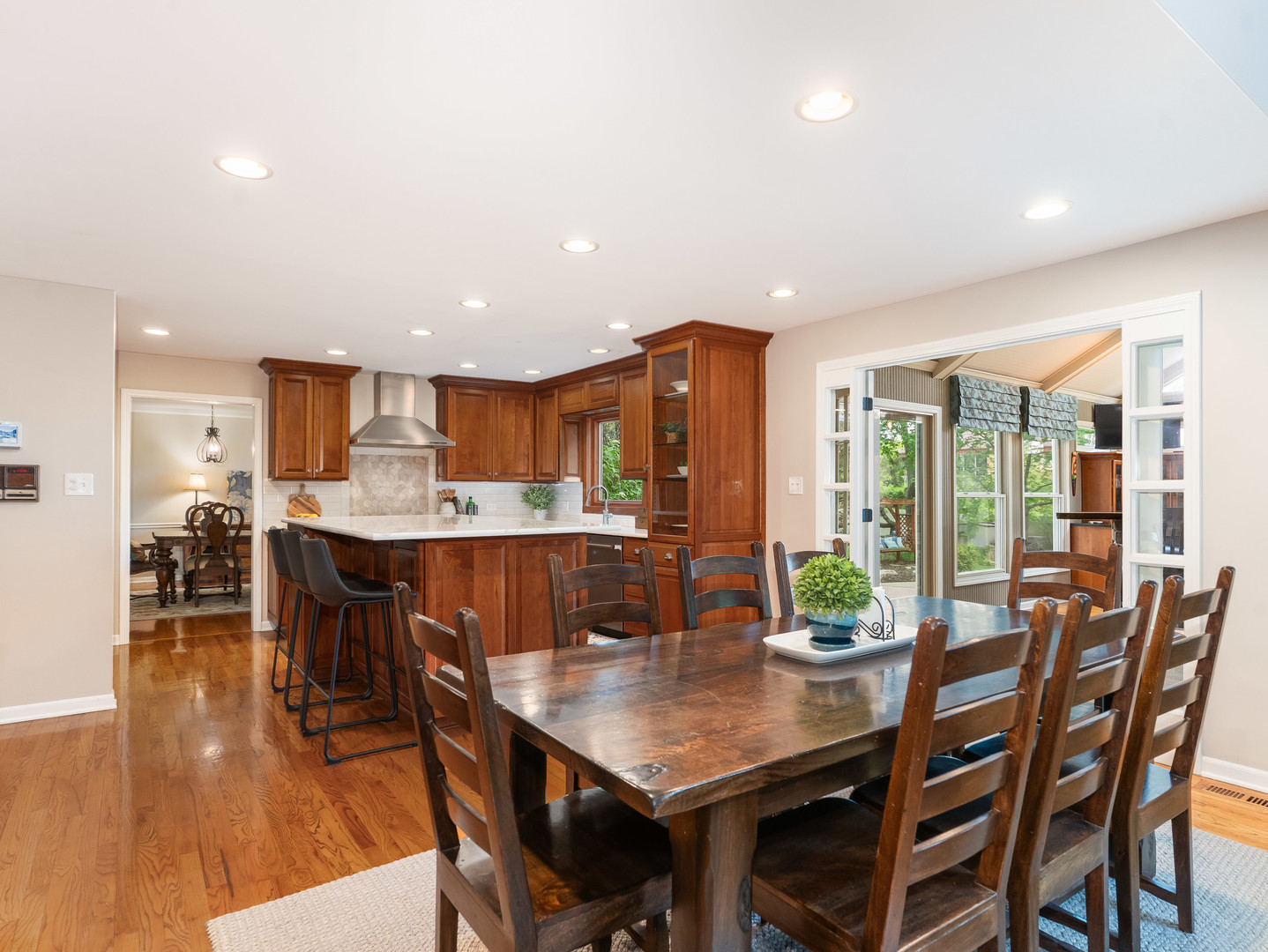 1385 Ginger Lane, Naperville, IL 60565