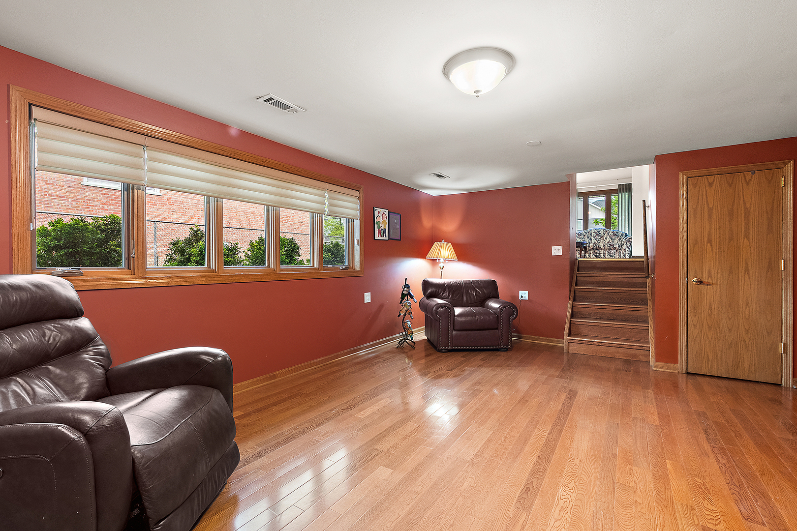 6612 W 92nd Street, Oak Lawn, IL 60453