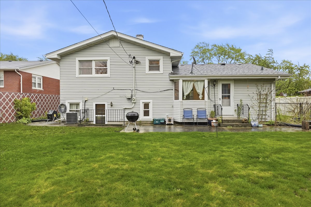 18326 Bock Road, Lansing, IL 60438