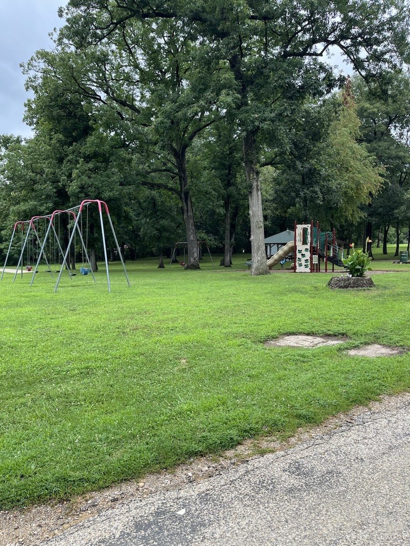 7 Arrowhead Court, Putnam, IL 61560