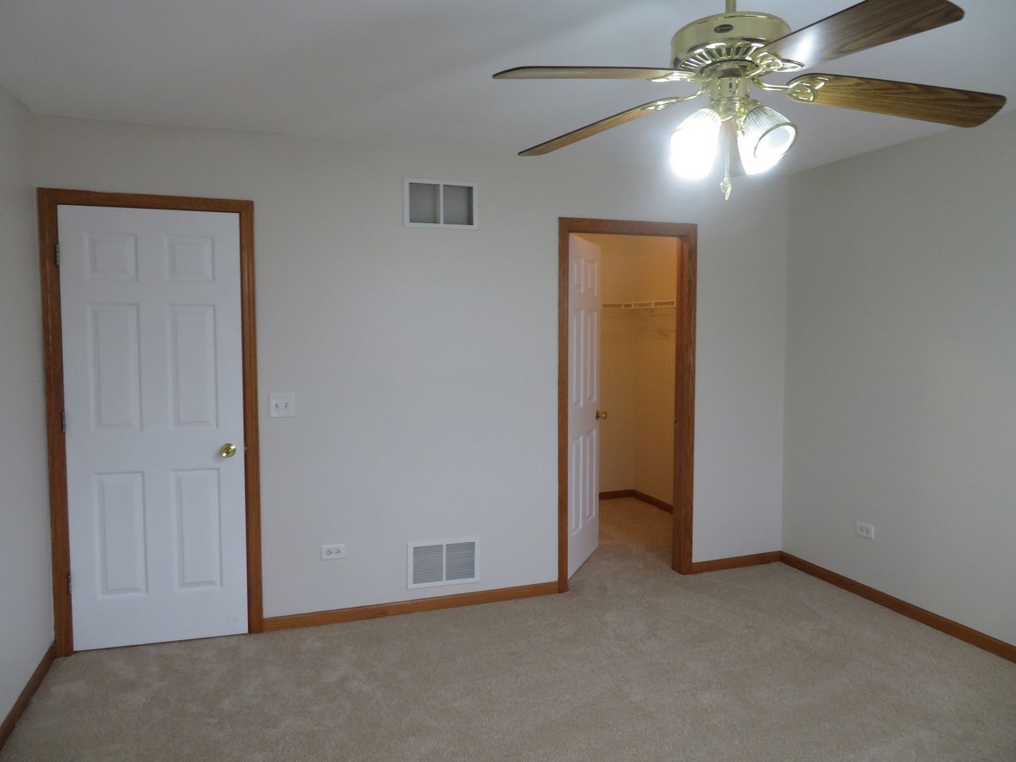 2041 Lisbon Road #A, Morris, IL 60450