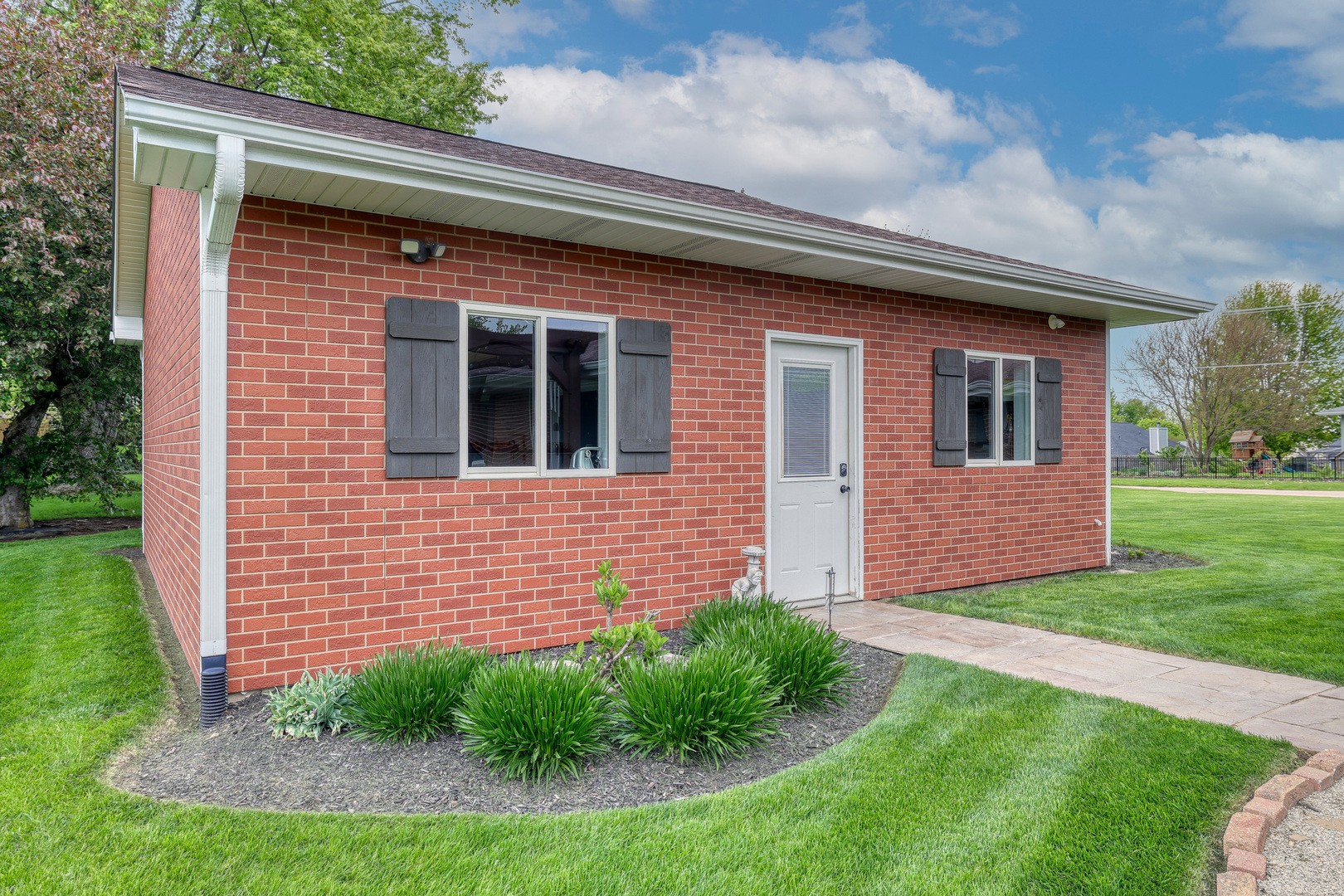 704 N First Street, Elburn, IL 60119