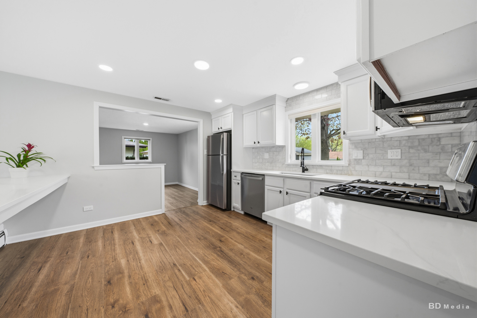 1904 Winston Lane, Schaumburg, IL 60193