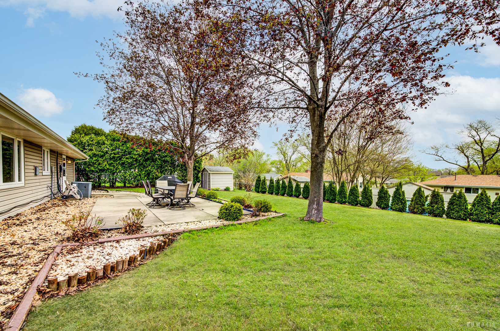 1904 Winston Lane, Schaumburg, IL 60193