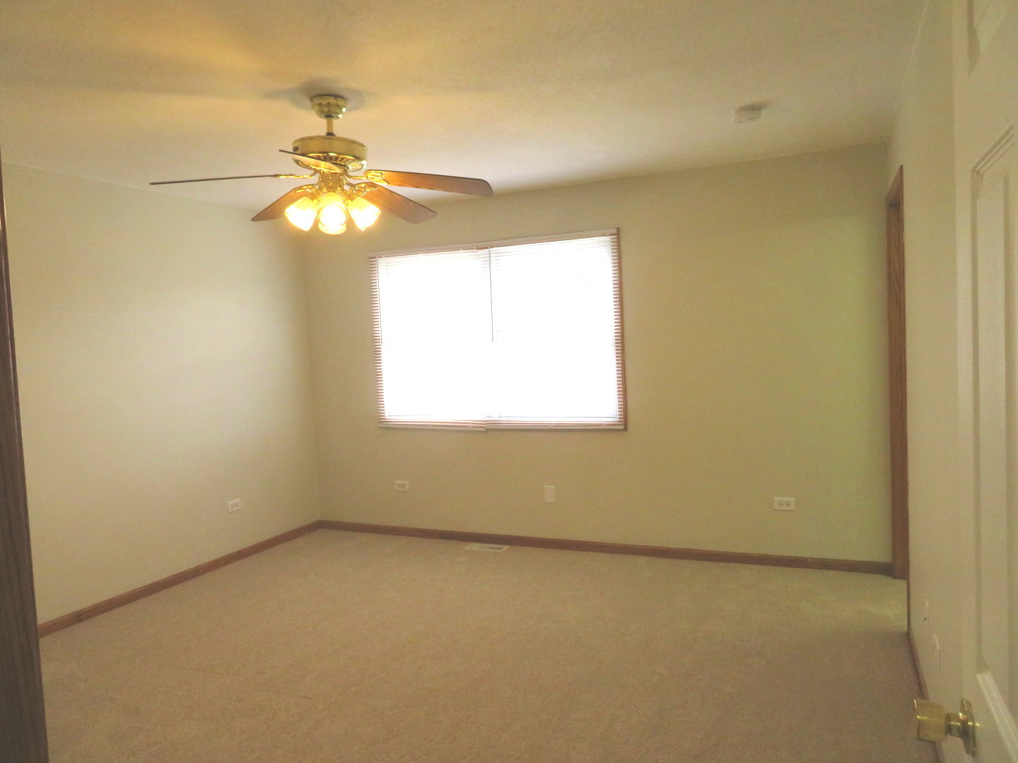 2041 Lisbon Road #B, Morris, IL 60450